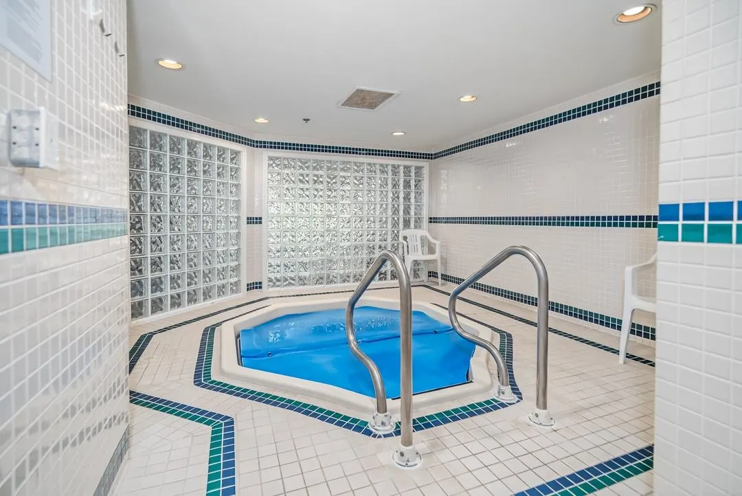 108 4753 W River Road