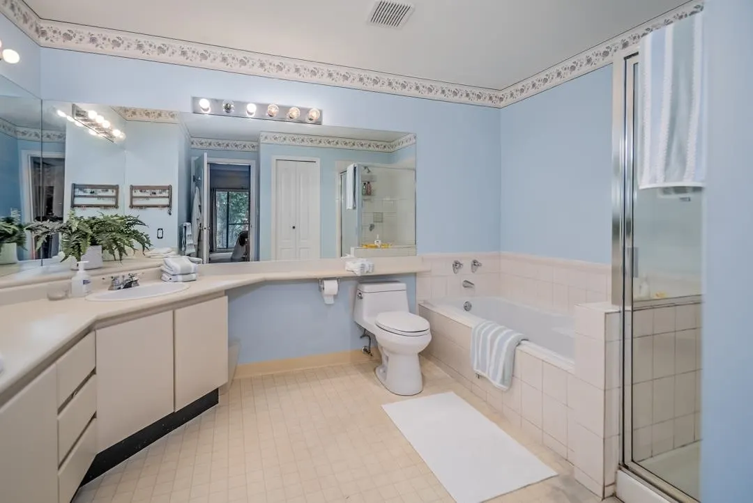 108 4753 W River Road