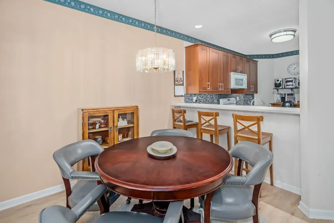 108 4753 W River Road