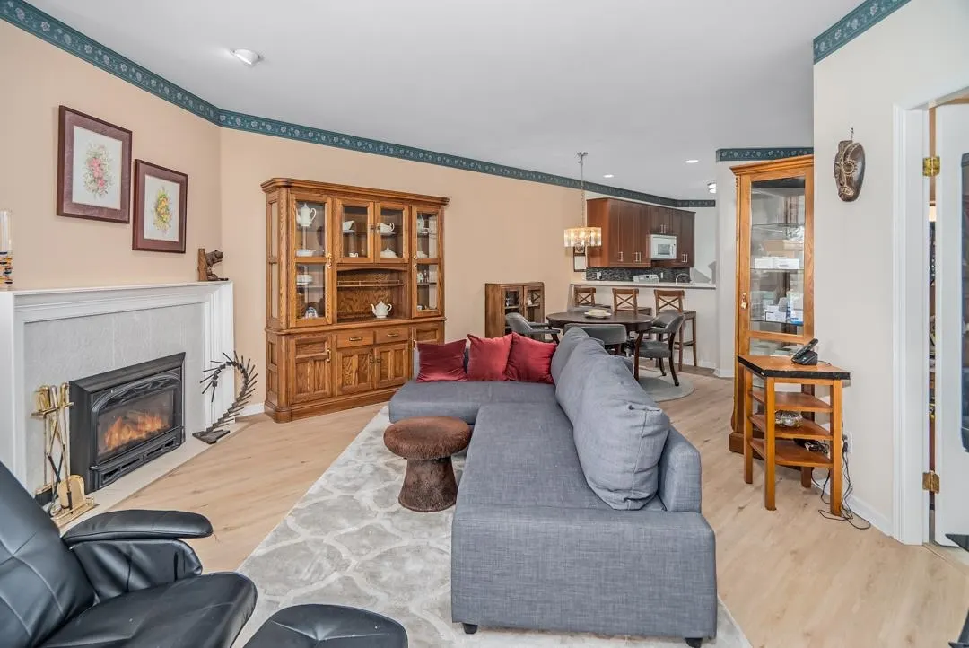 108 4753 W River Road