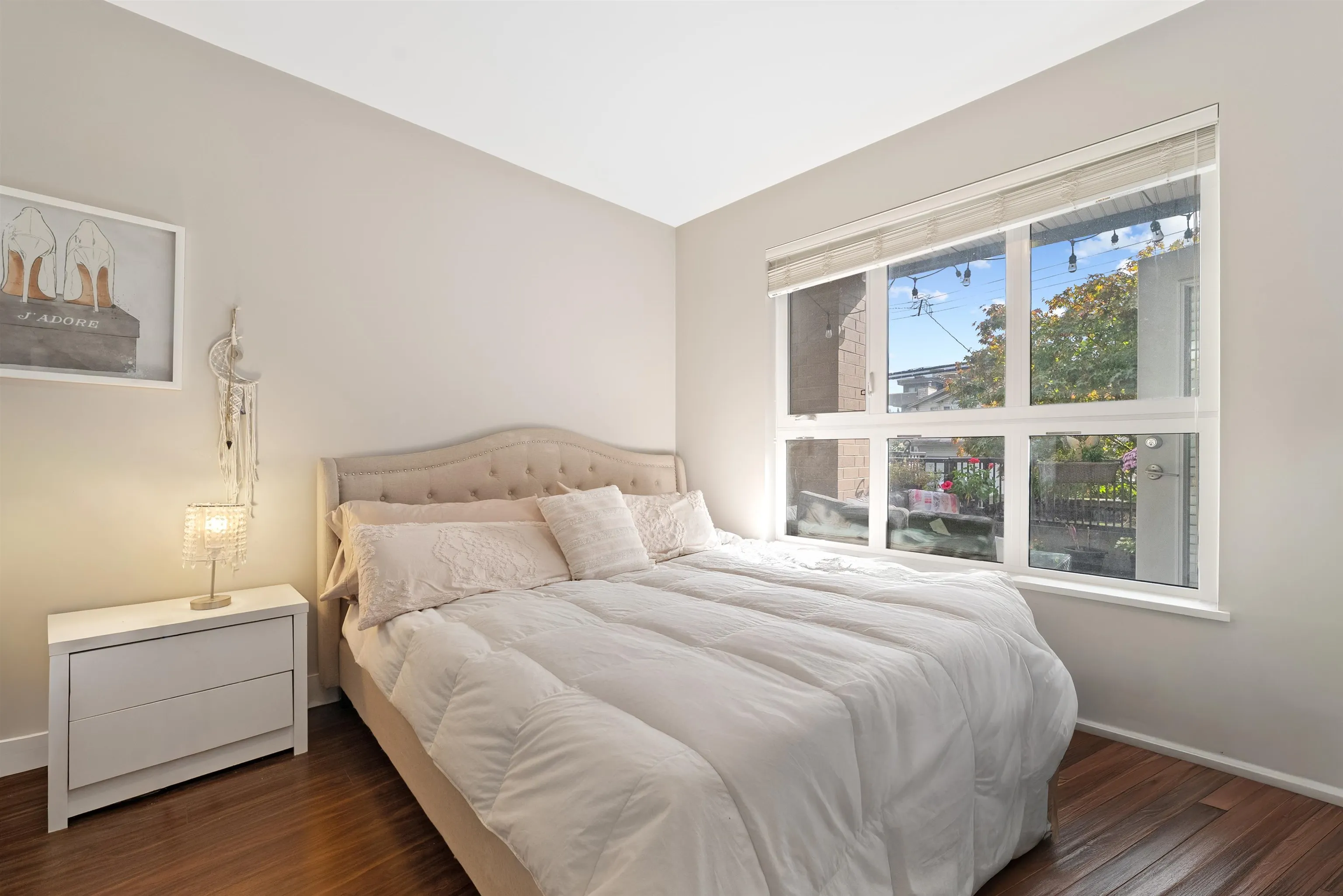 101 2351 Kelly Avenue