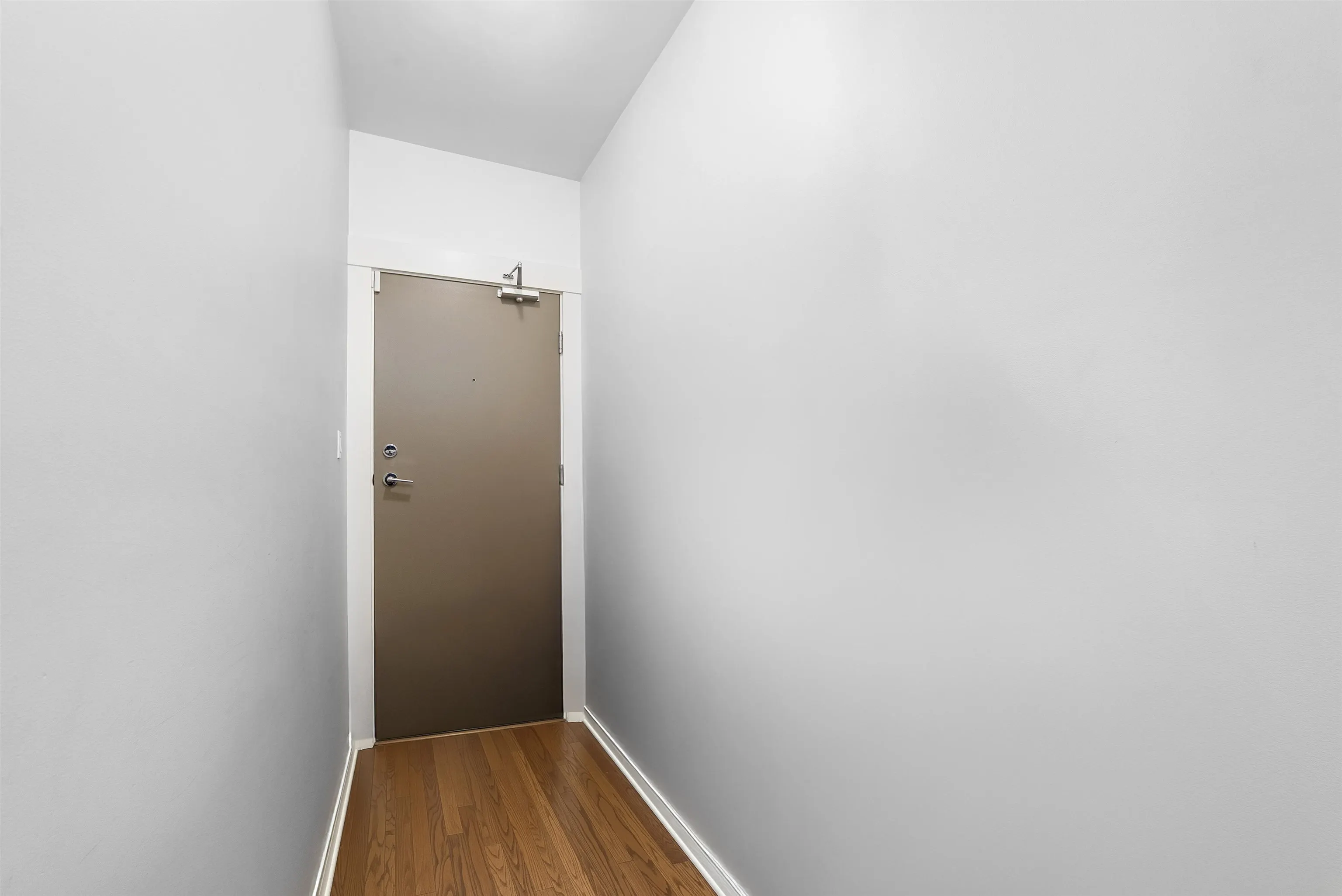 101 2351 Kelly Avenue