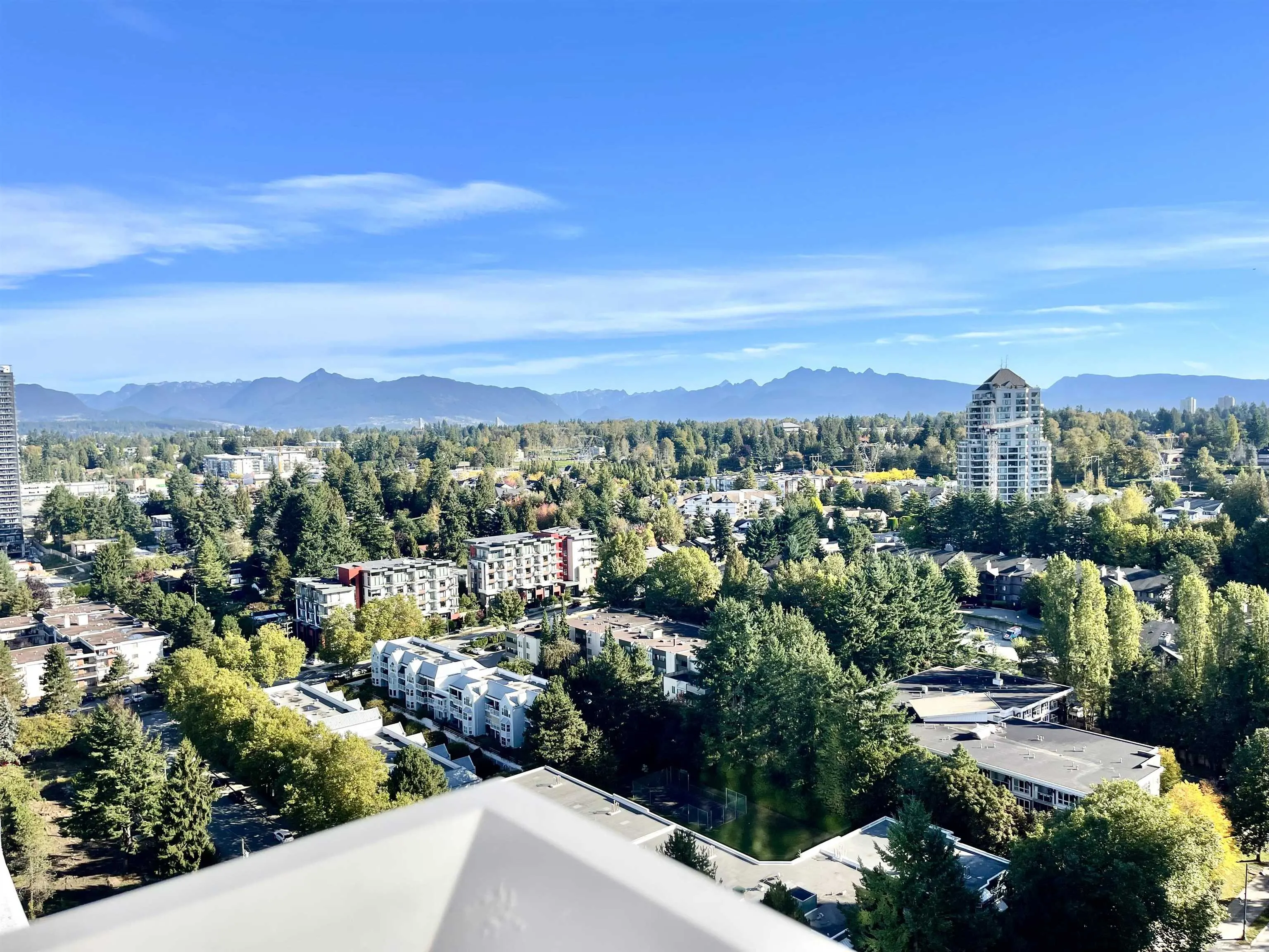 3115 13696 100 Avenue