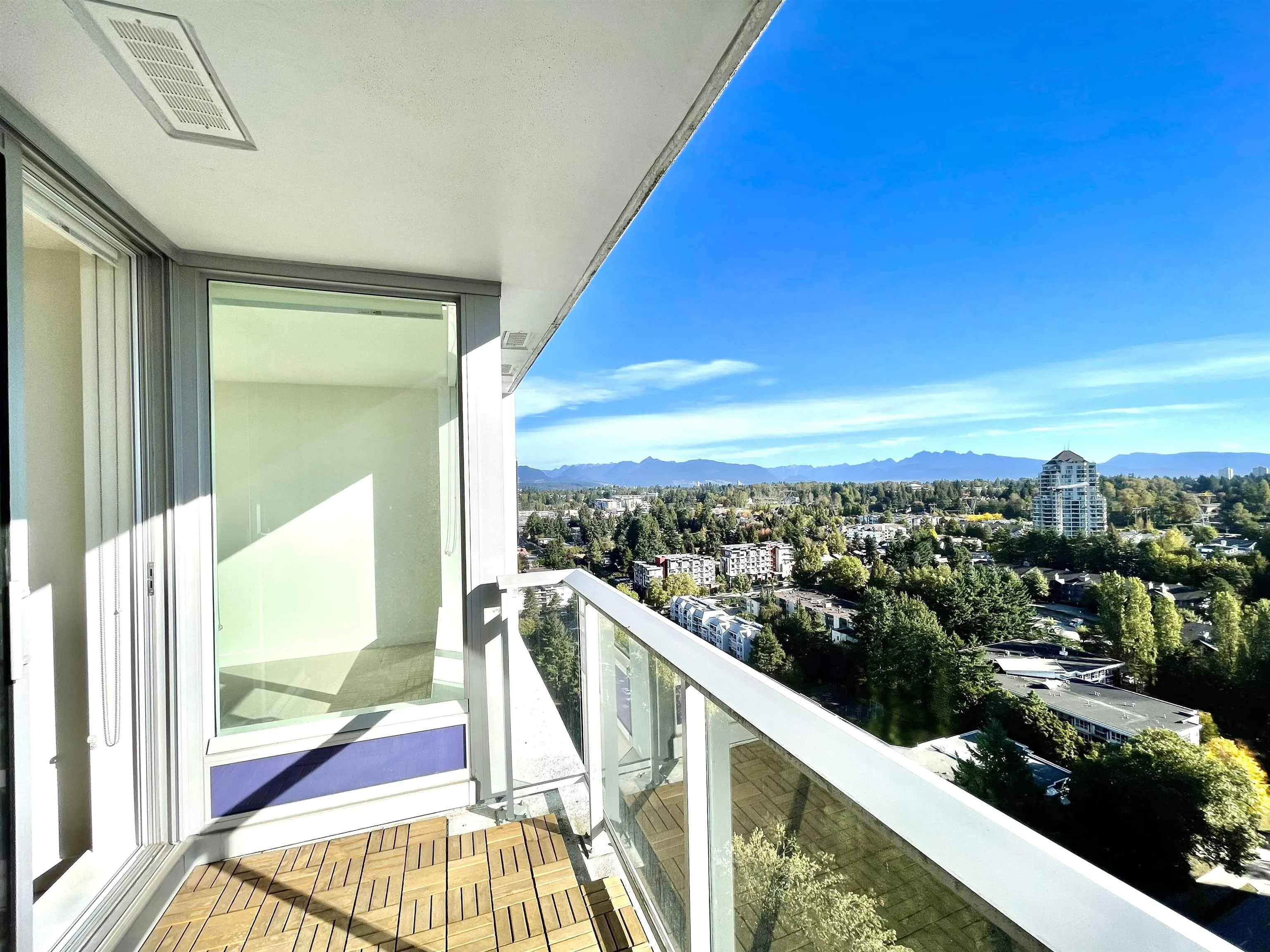 3115 13696 100 Avenue