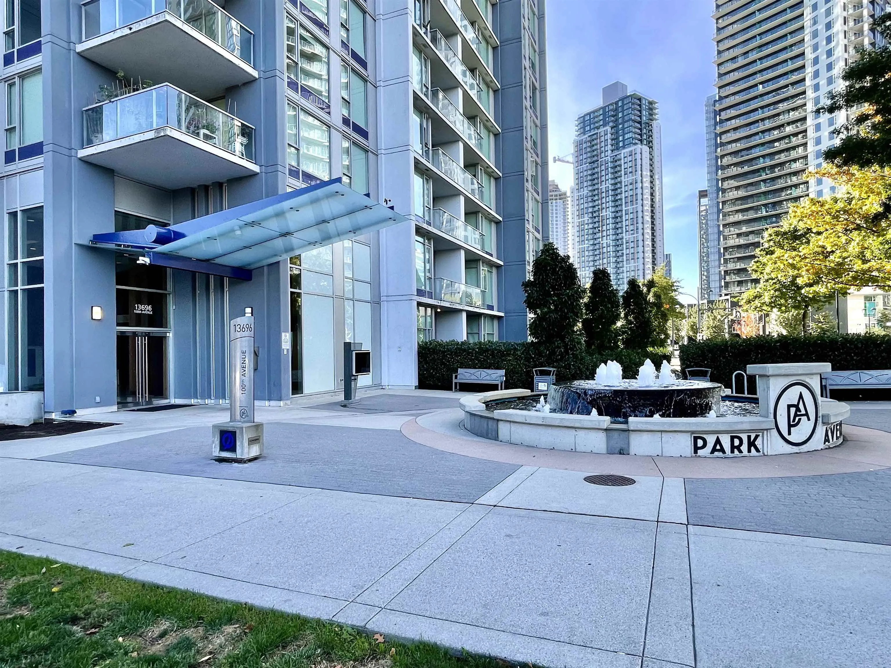 3115 13696 100 Avenue