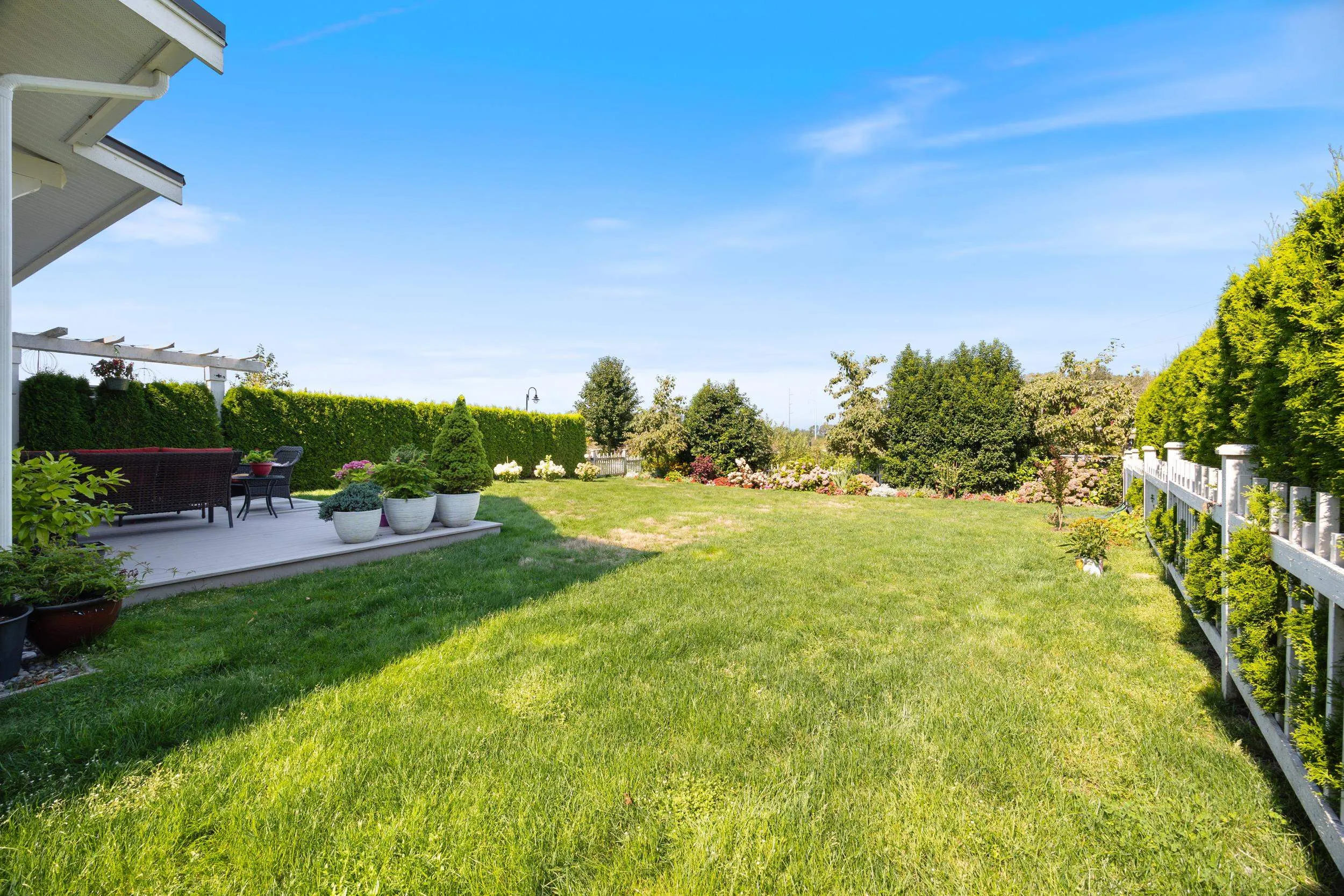 12B 5551 Admiral Way