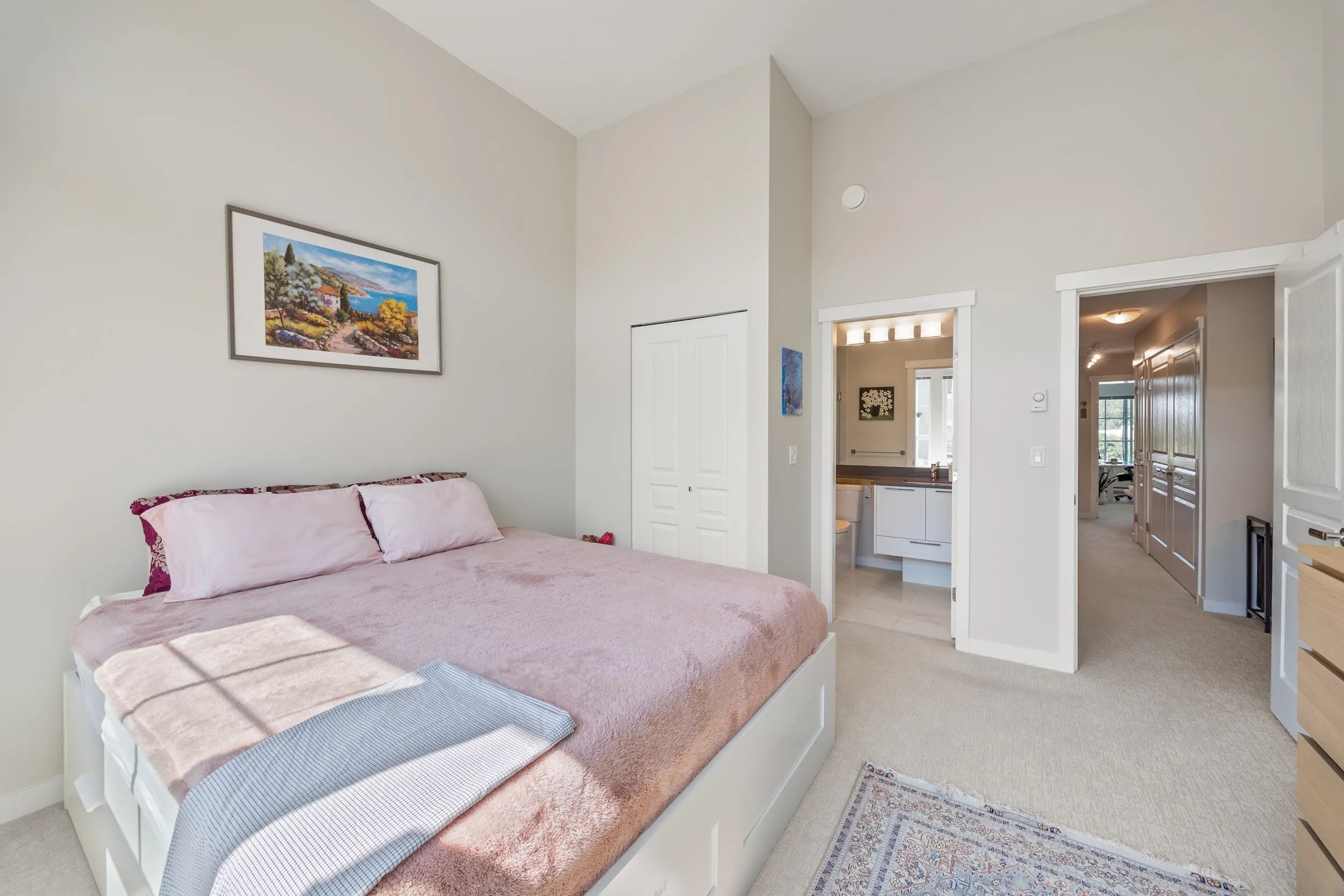 12B 5551 Admiral Way