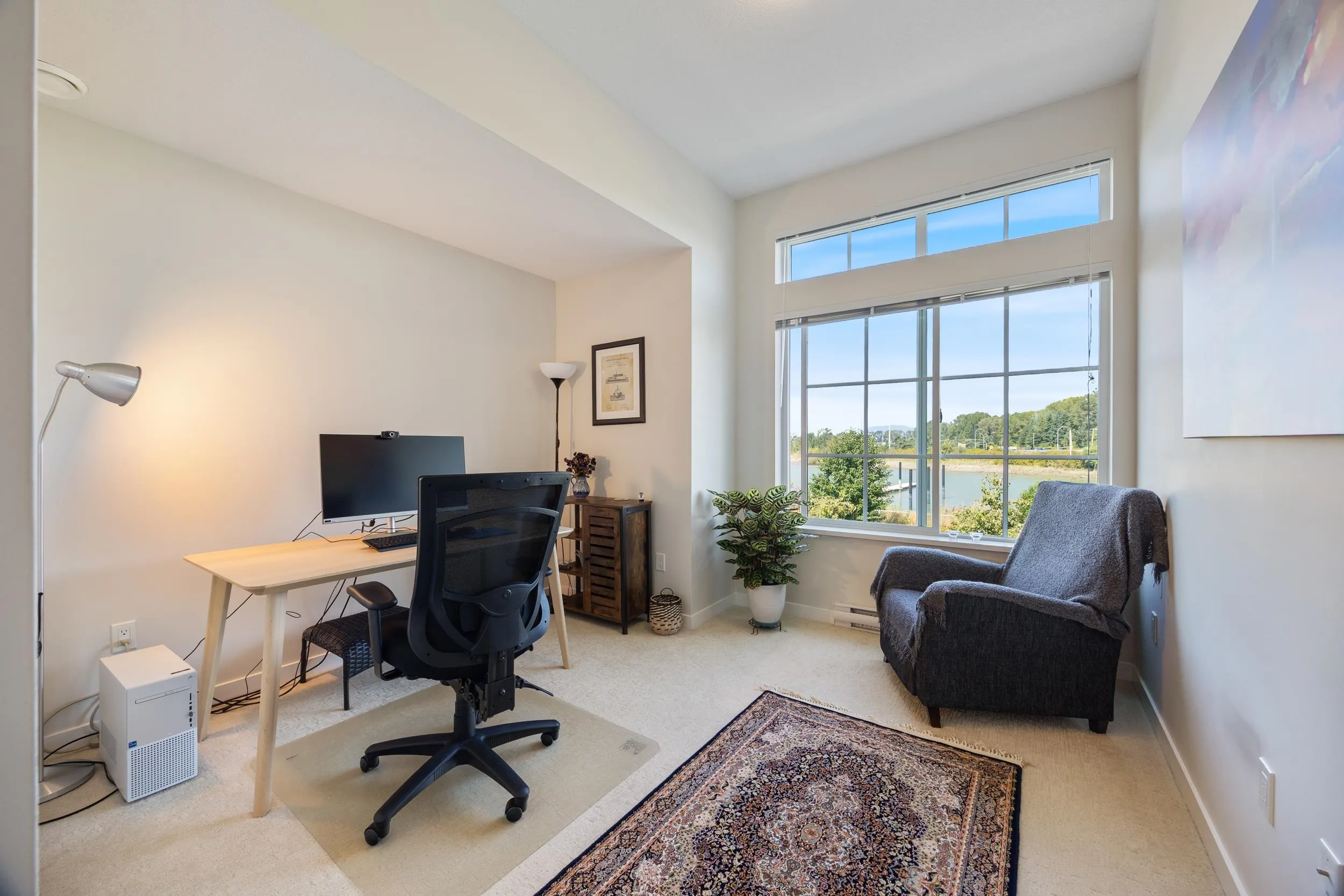 12B 5551 Admiral Way