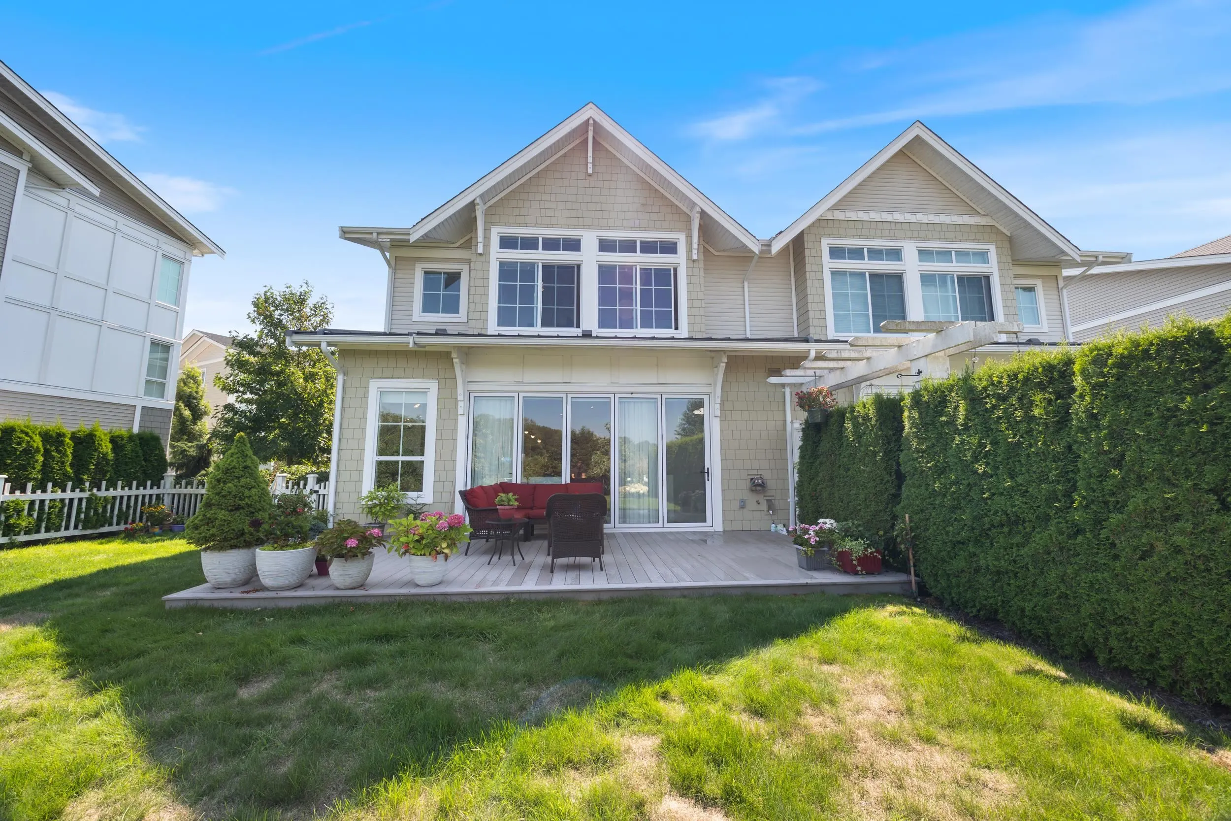 12B 5551 Admiral Way