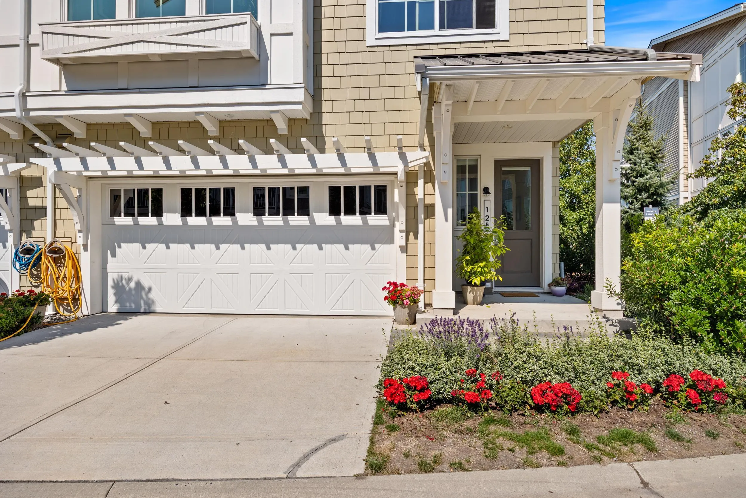 12B 5551 Admiral Way