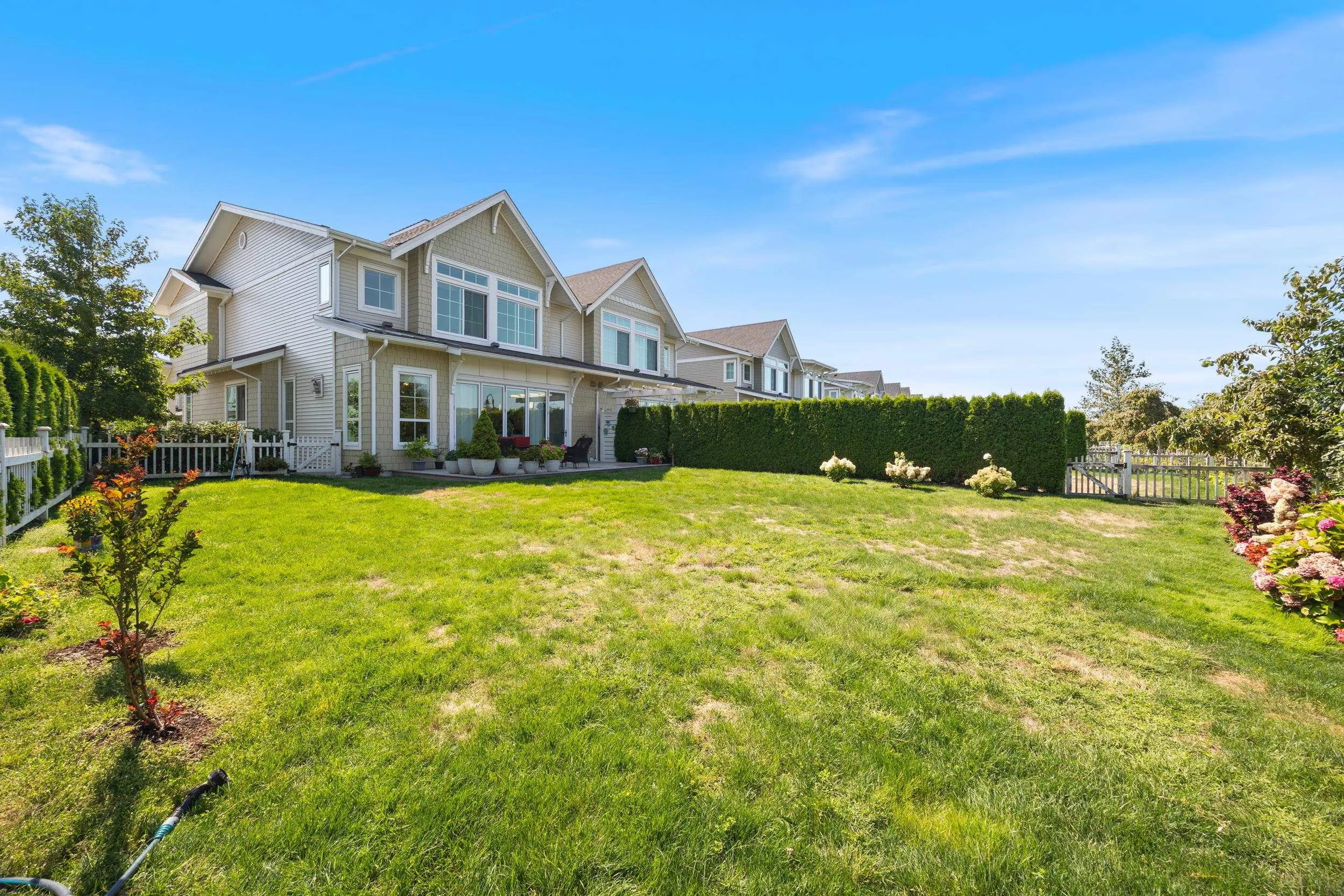 12B 5551 Admiral Way