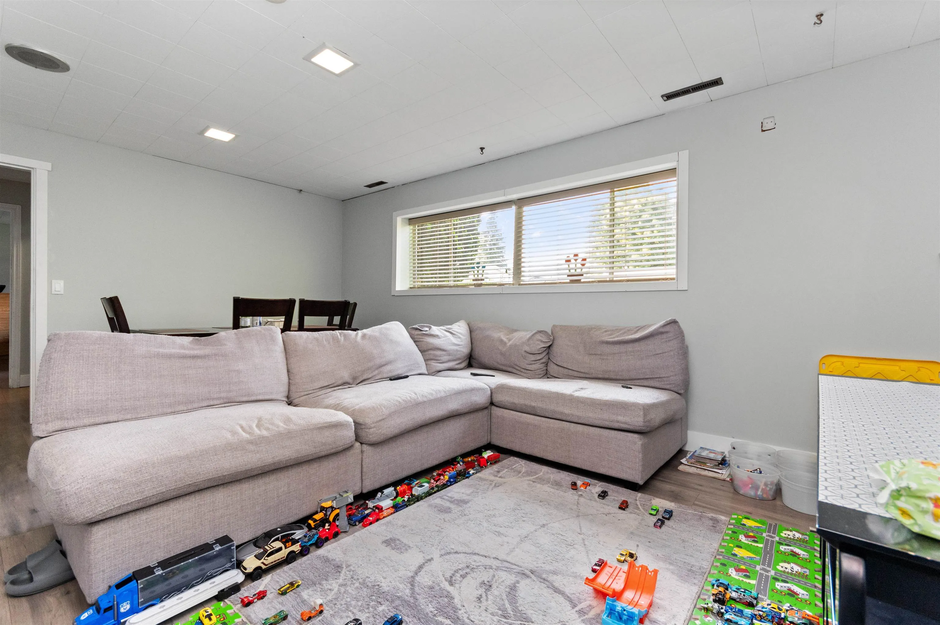 9476 Paula Crescent