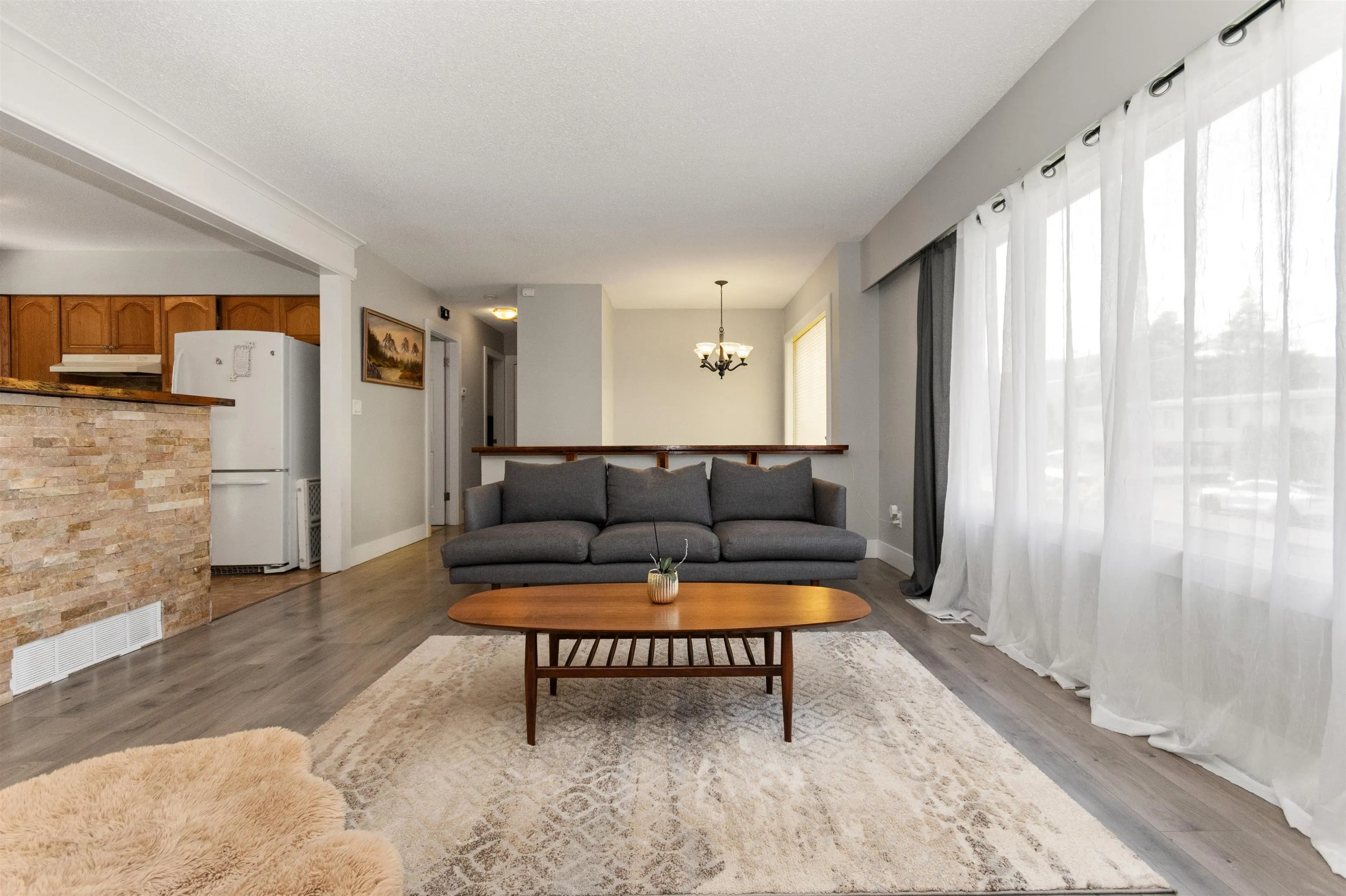 9476 Paula Crescent