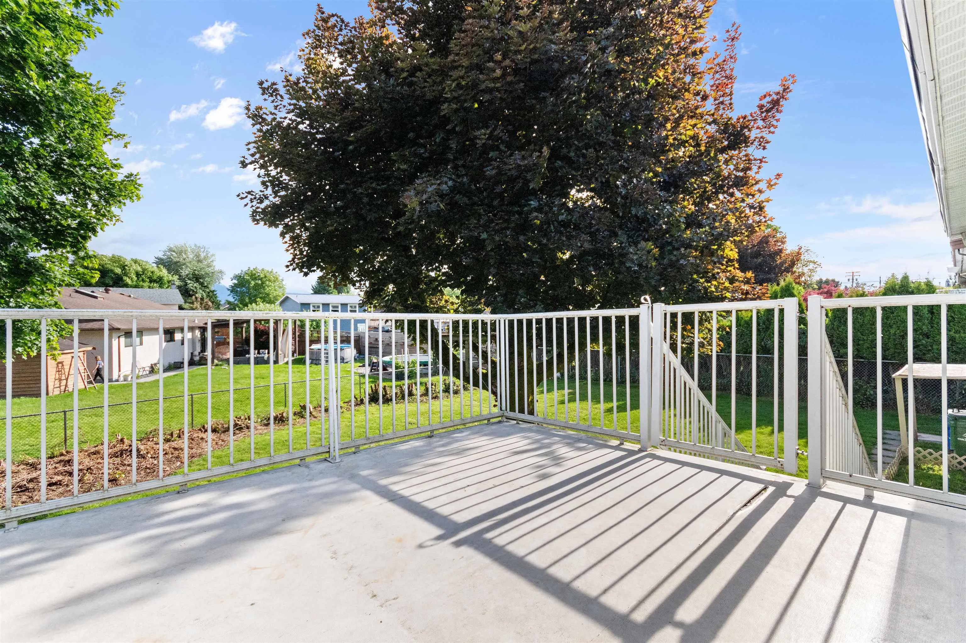 9476 Paula Crescent