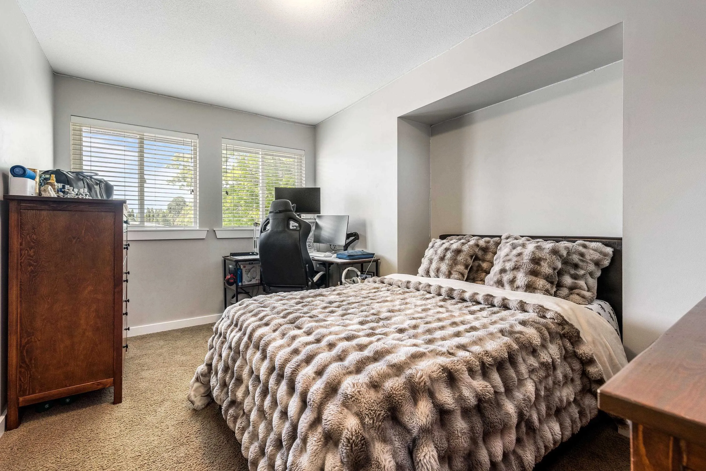 10011 Killarney Drive
