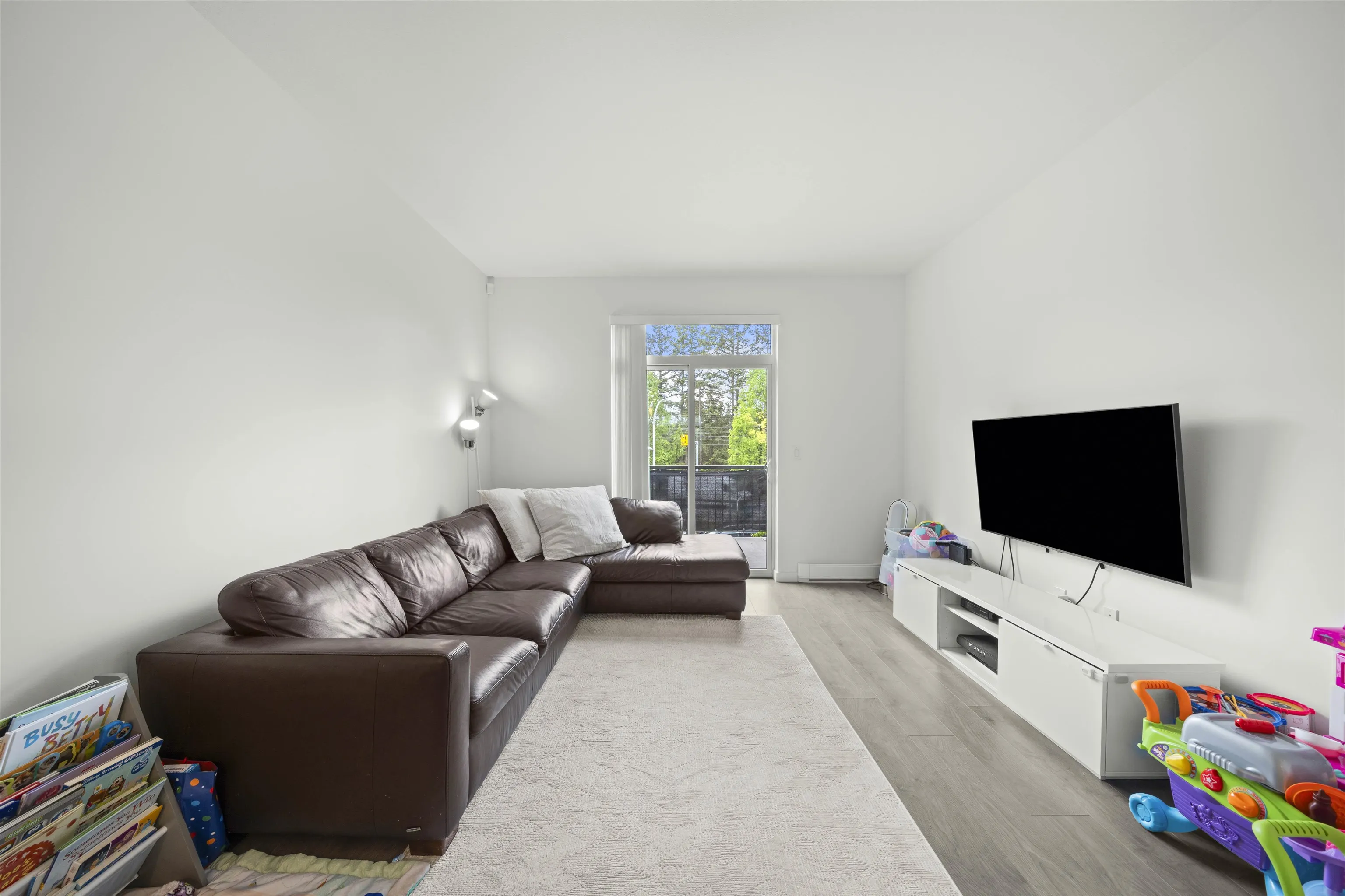 150 15235 Sitka Drive