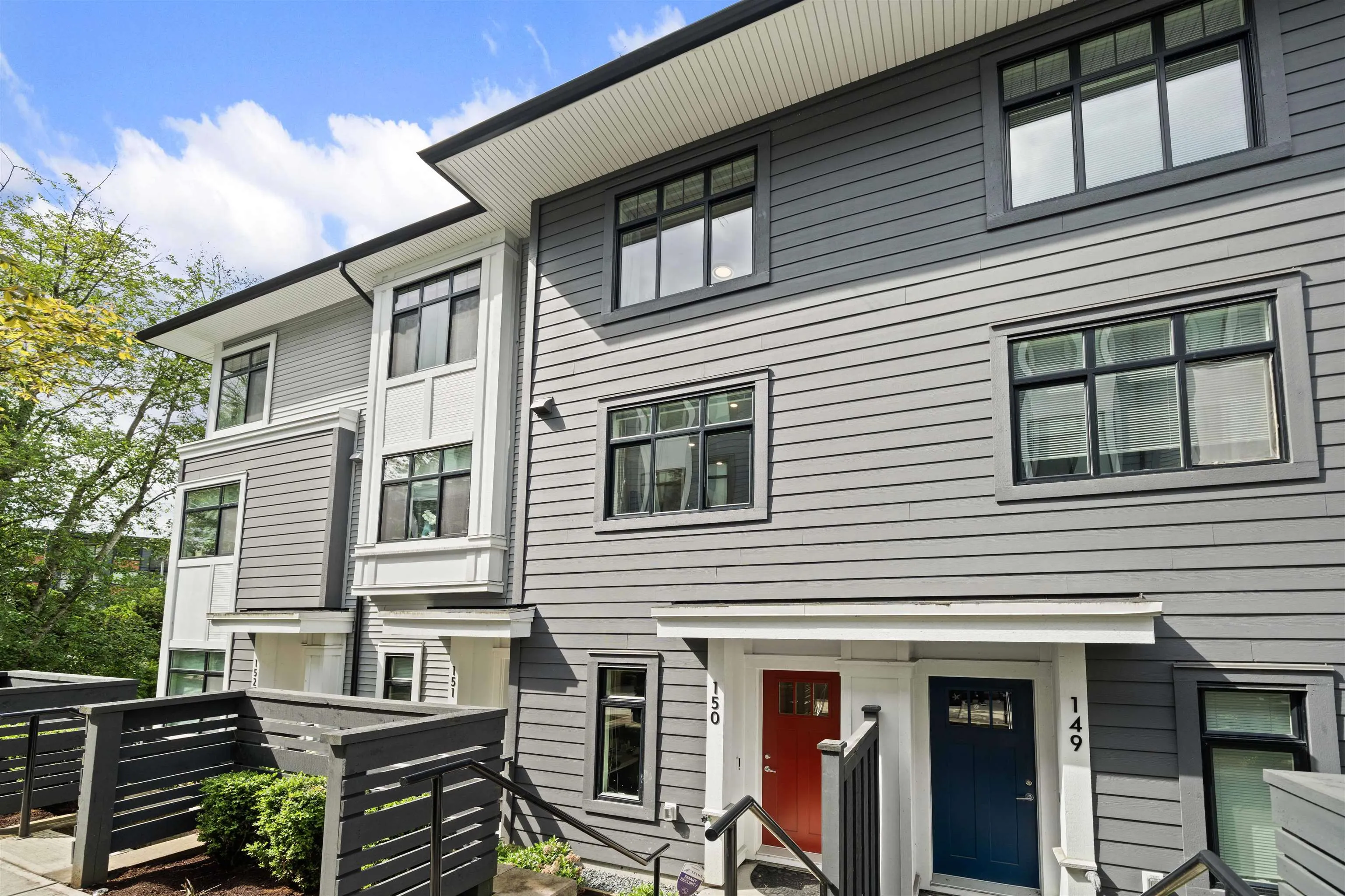 150 15235 Sitka Drive