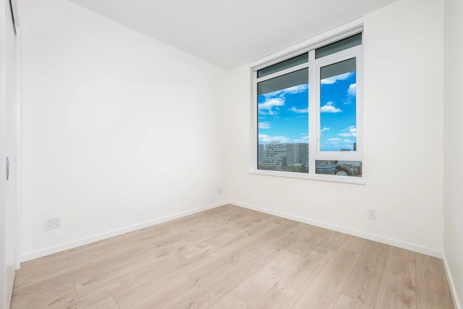 931 6600 Minoru Boulevard