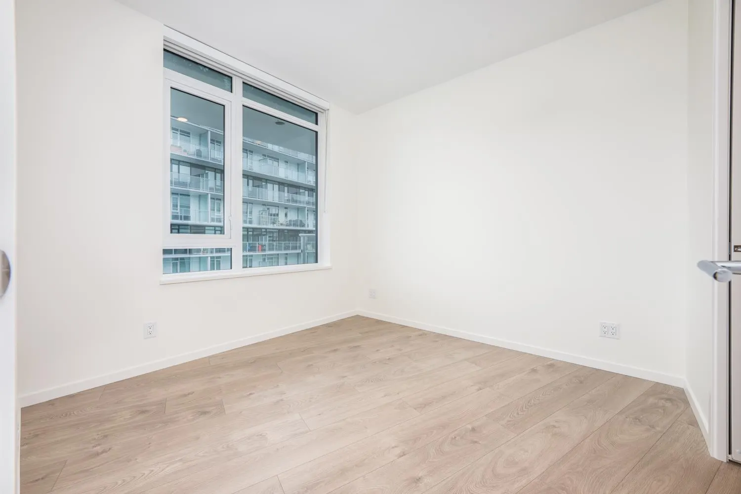 931 6600 Minoru Boulevard