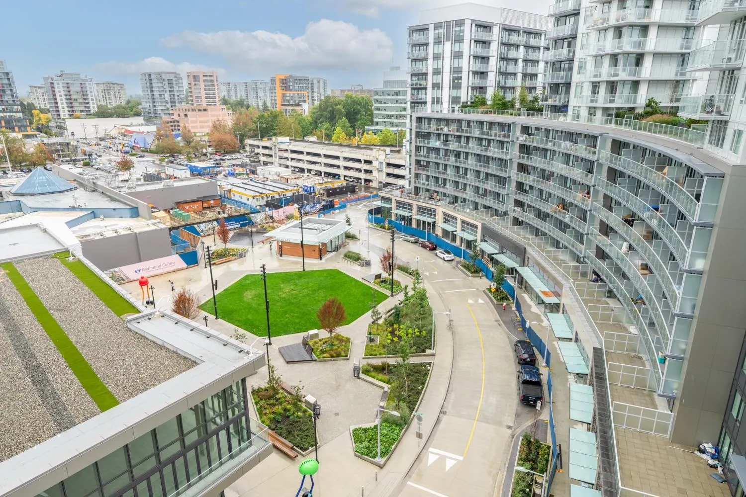 931 6600 Minoru Boulevard