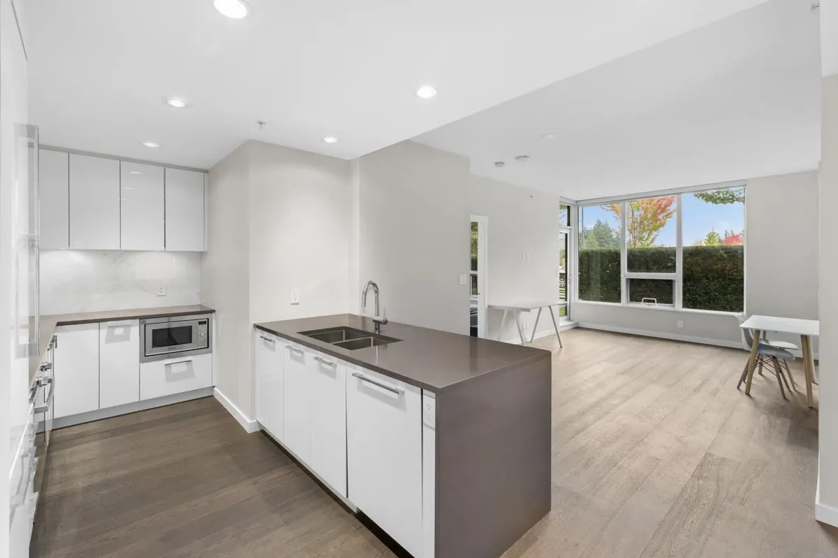 110 5687 Gray Avenue