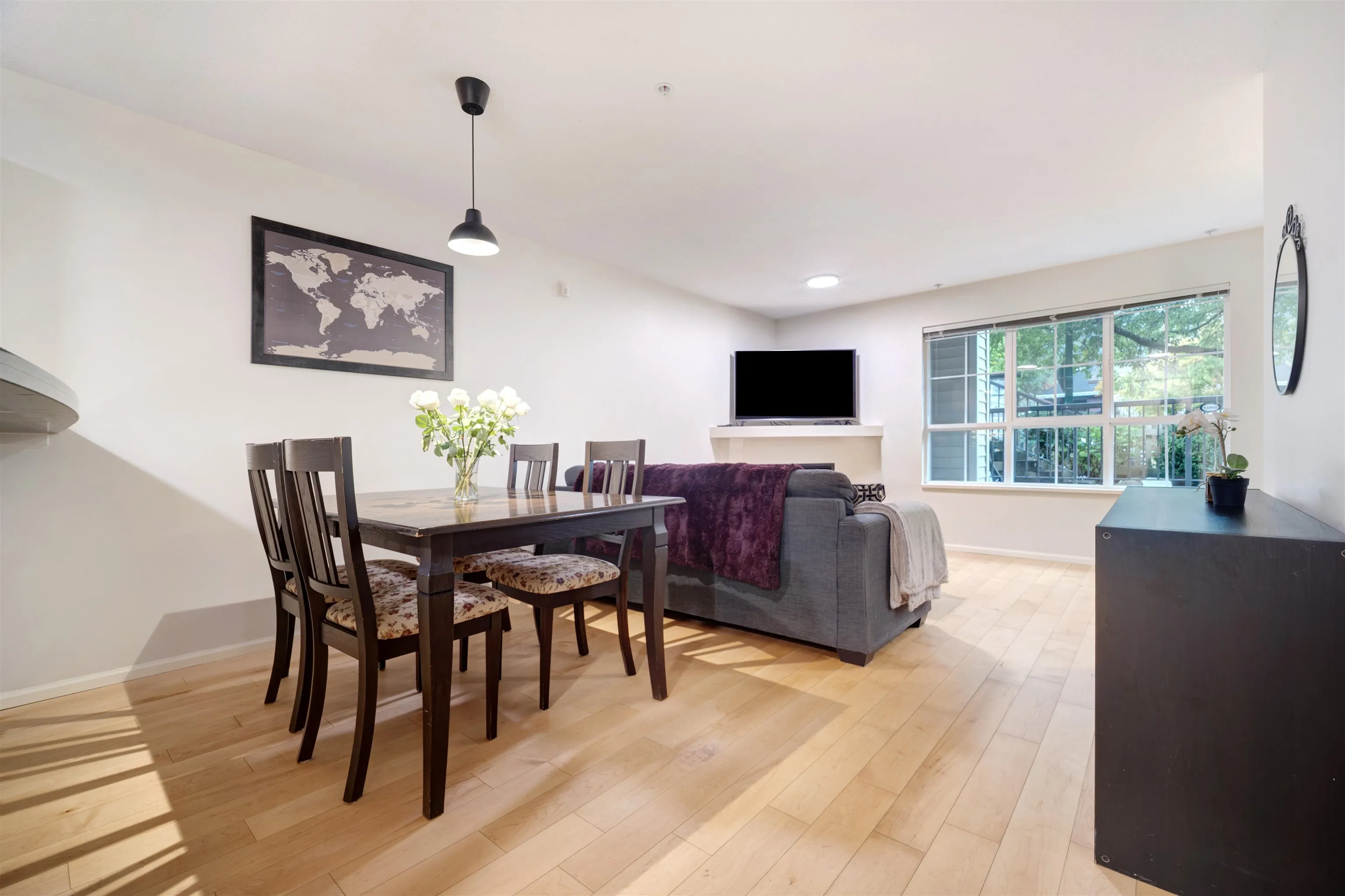 1131 Ross Road