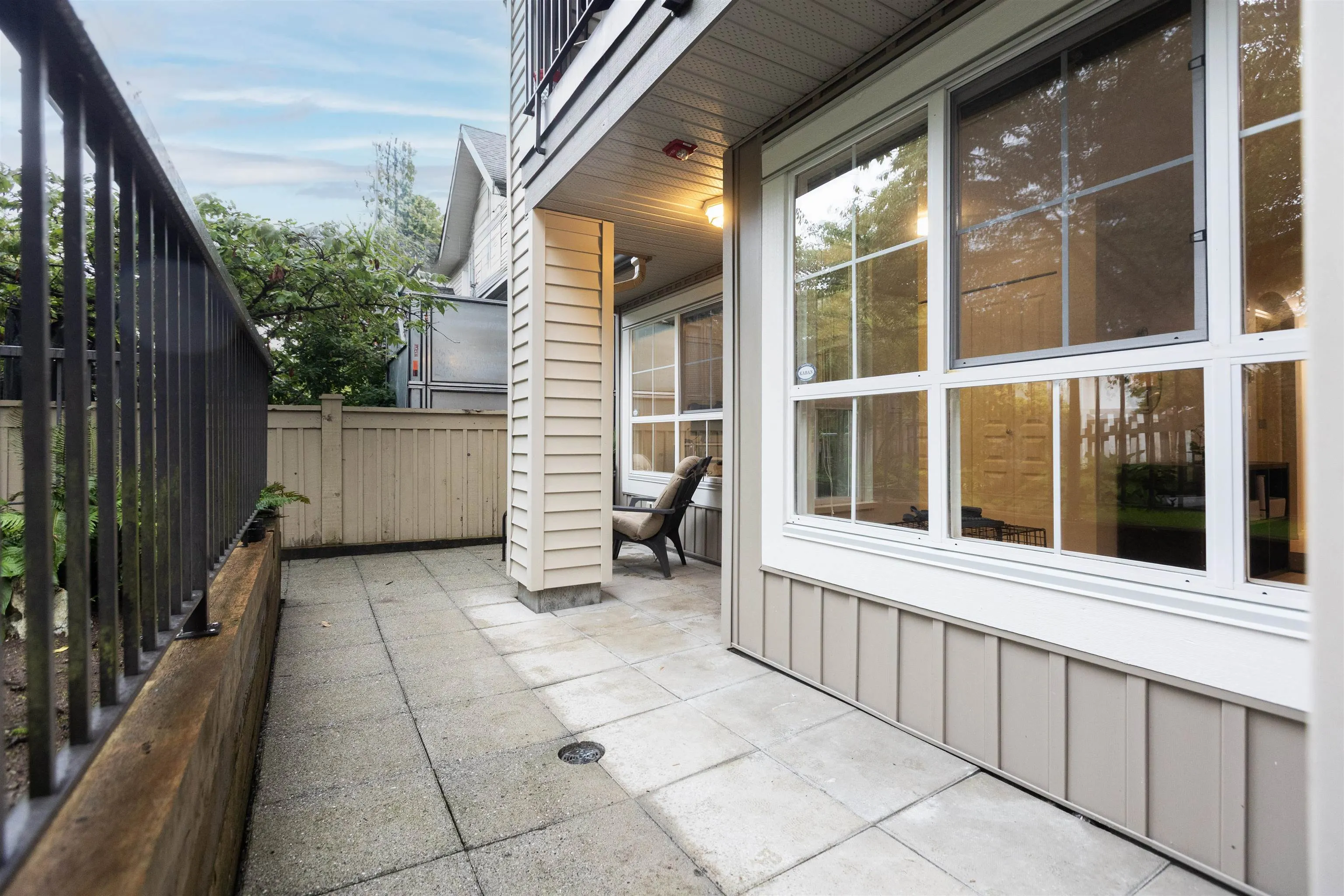 1131 Ross Road