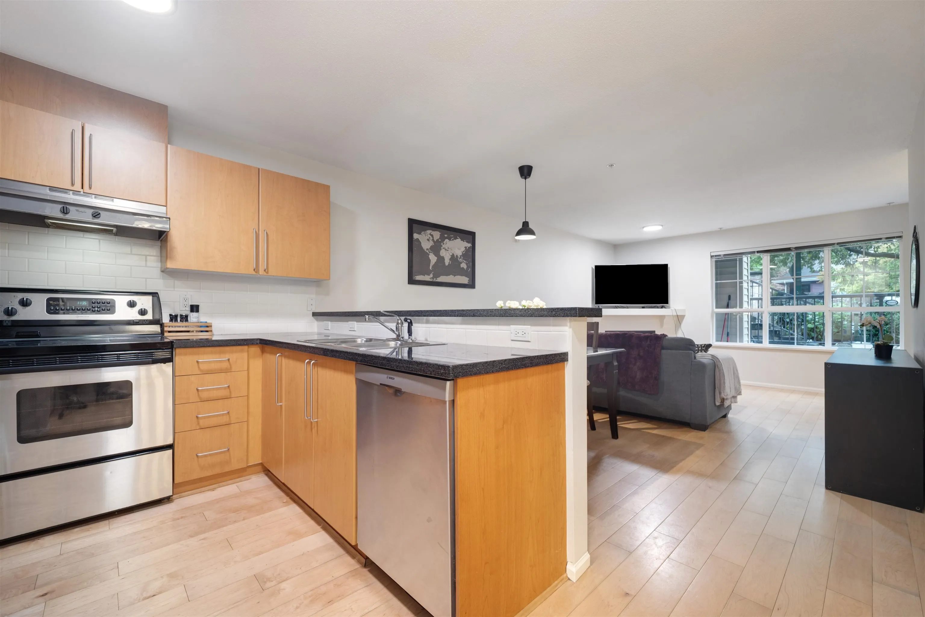 1131 Ross Road