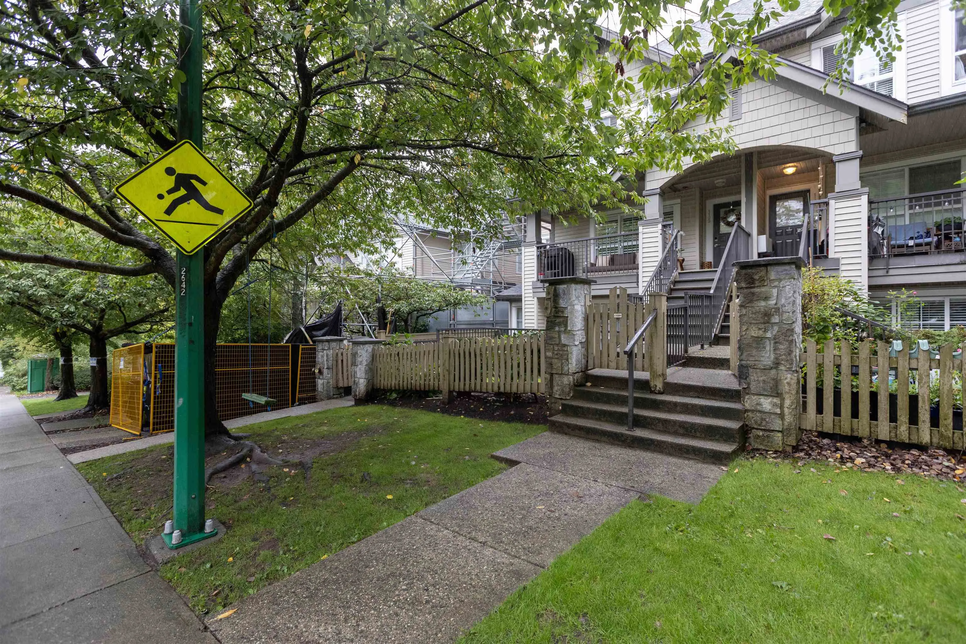 1131 Ross Road