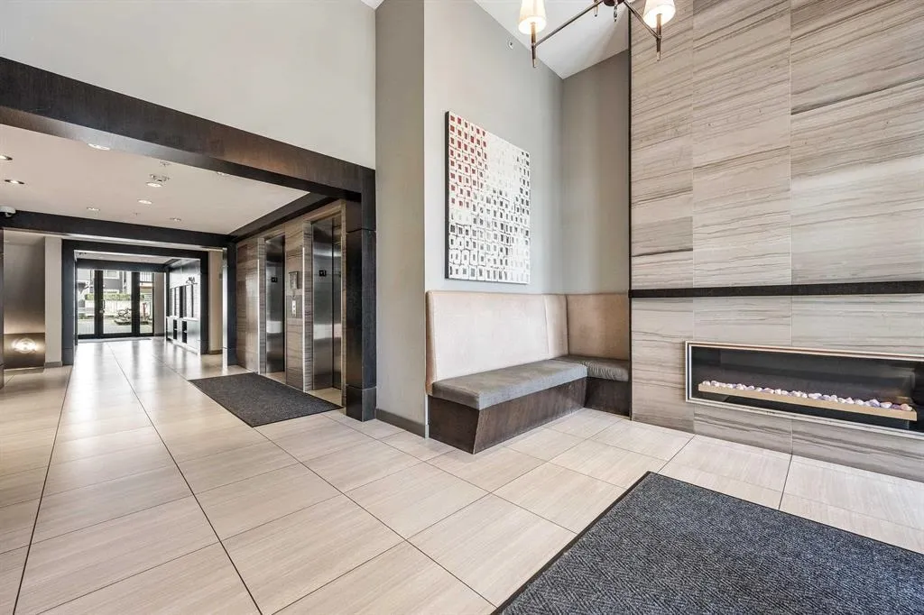 102 21009 56 Avenue