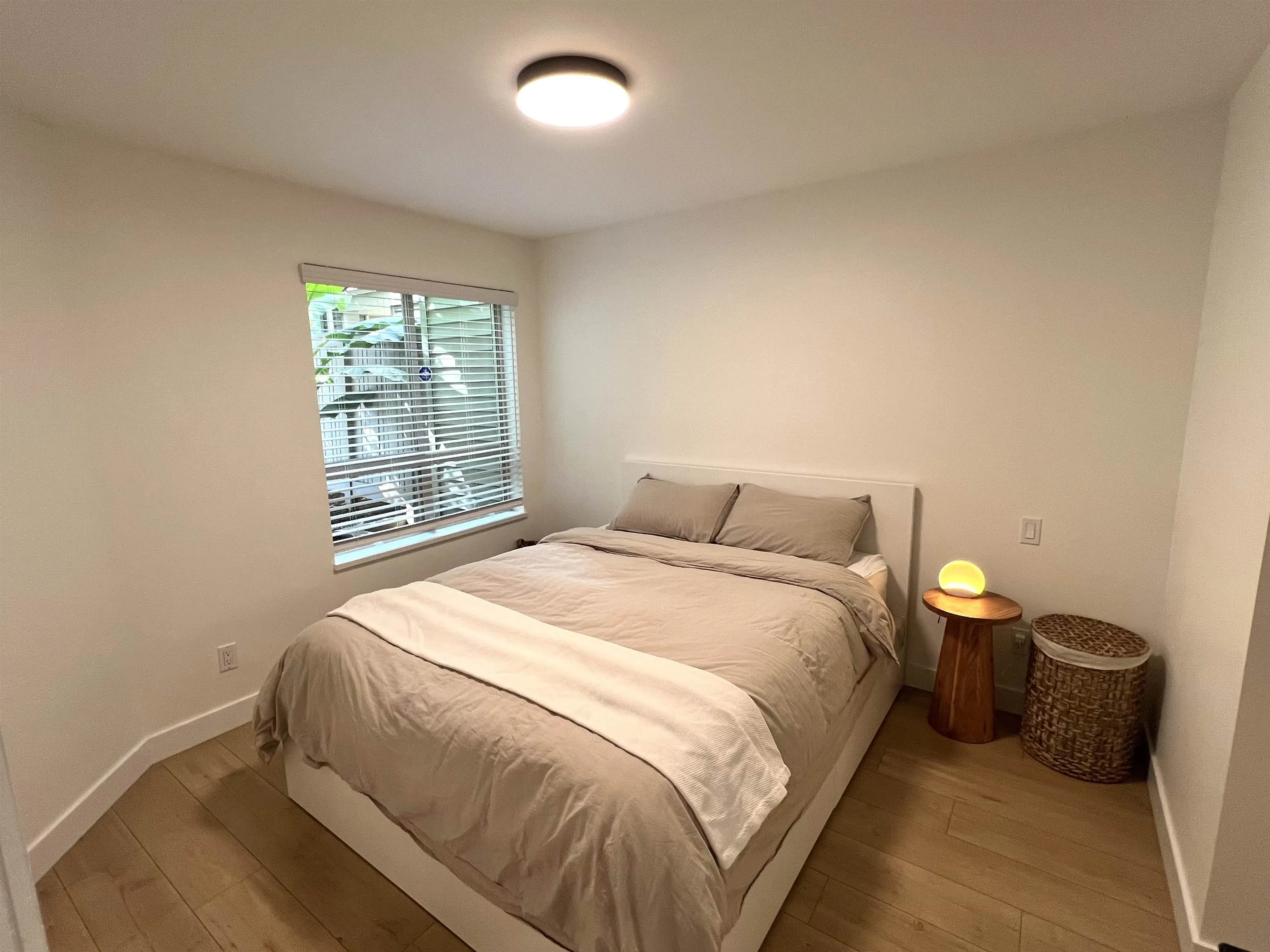 102 21009 56 Avenue
