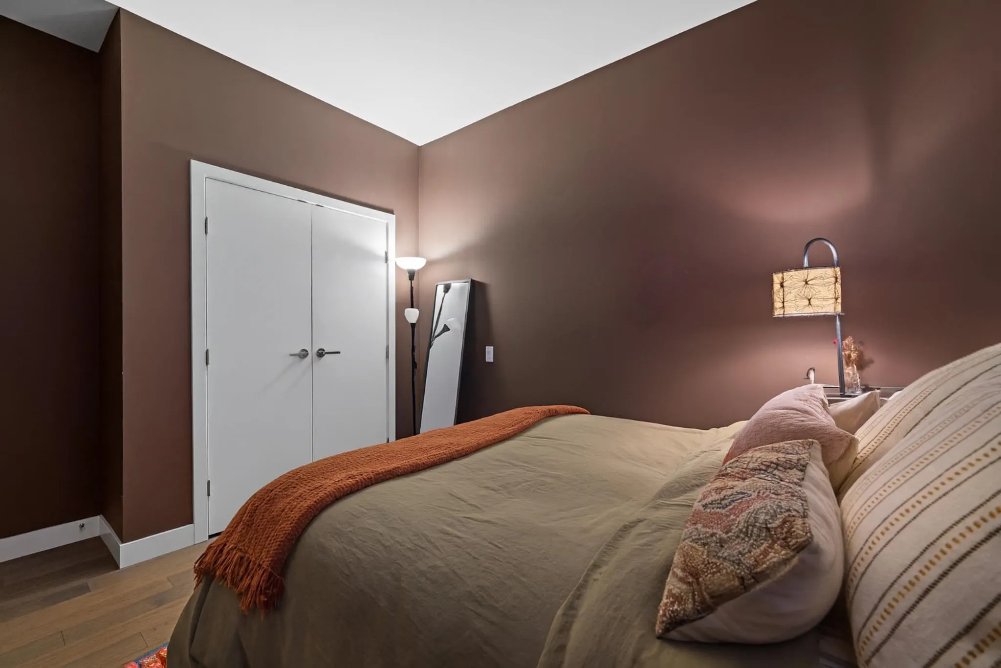 1606 288 W 1st Avenue