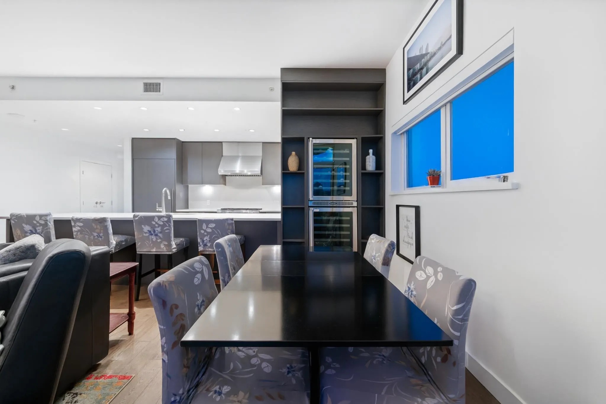 1606 288 W 1st Avenue