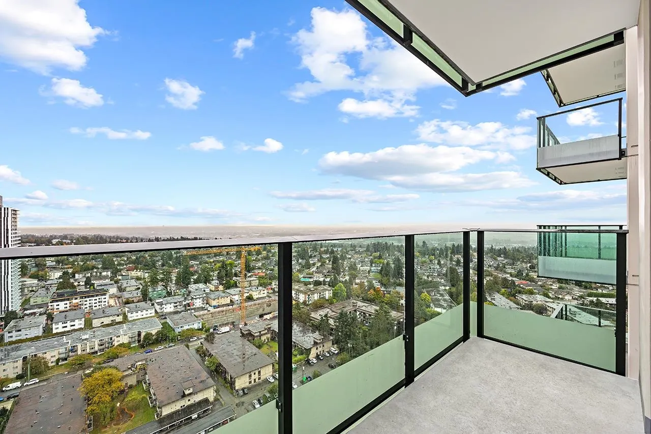 2703 6463 Silver Avenue