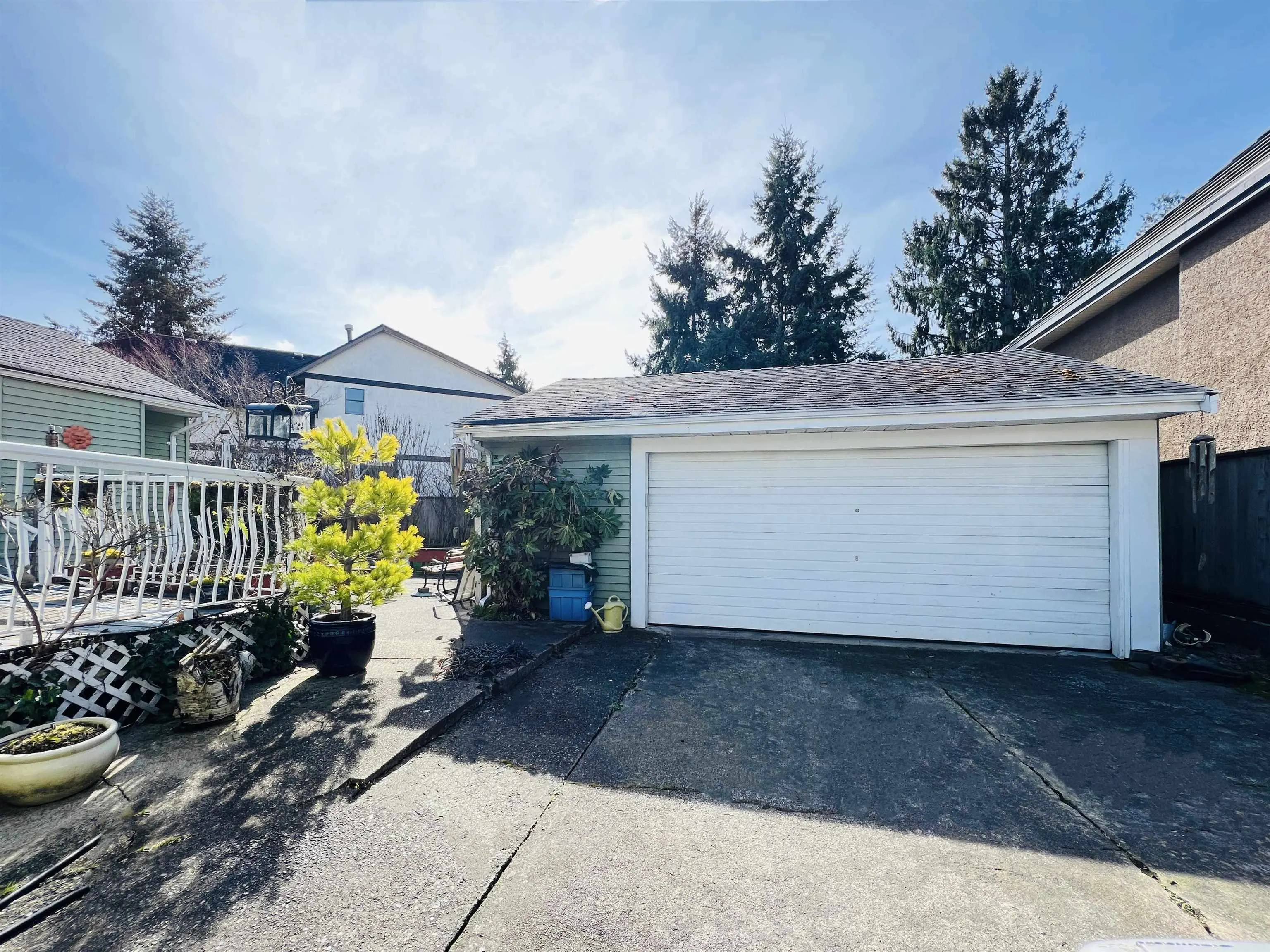 8520 Robinson Road