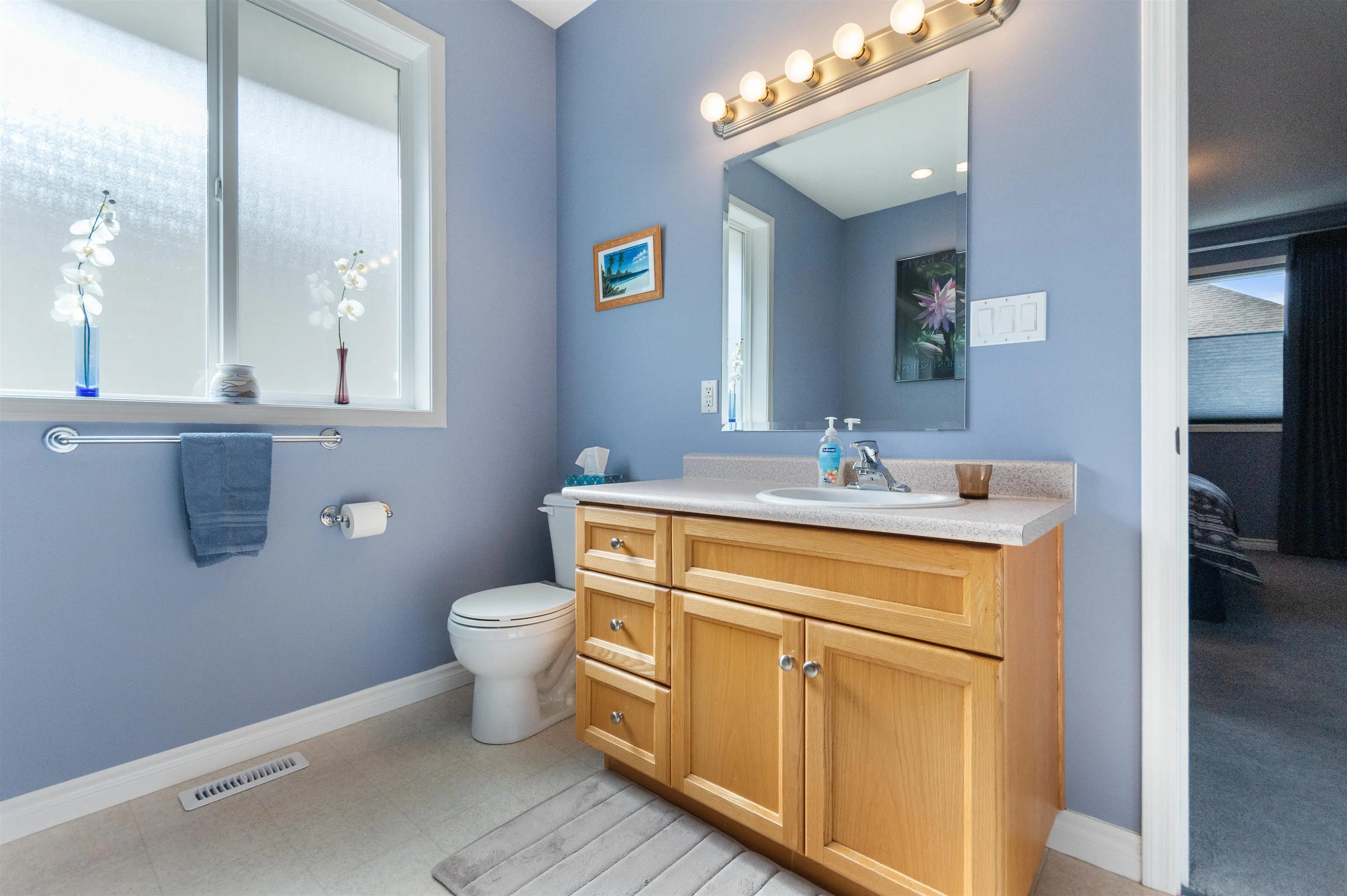 44683 Riverwood Crescent