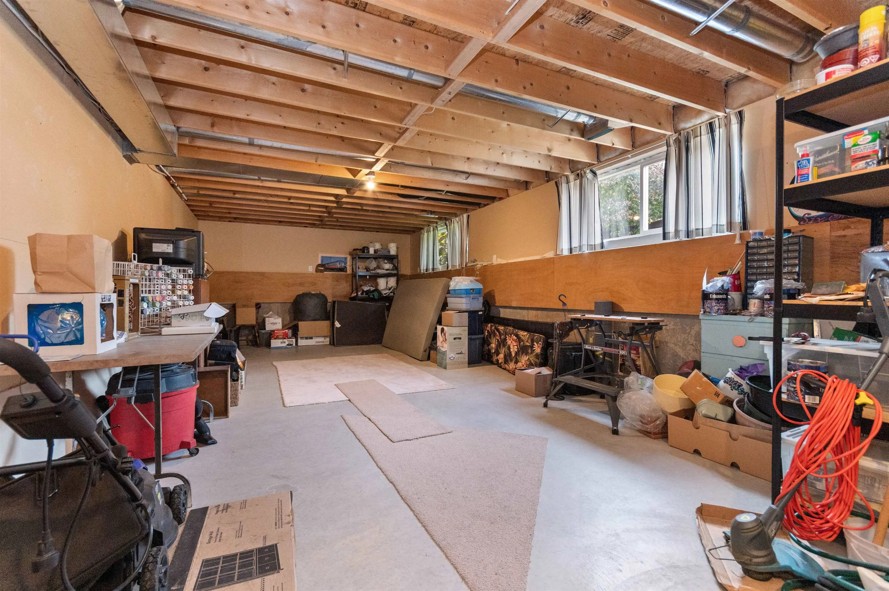 44683 Riverwood Crescent