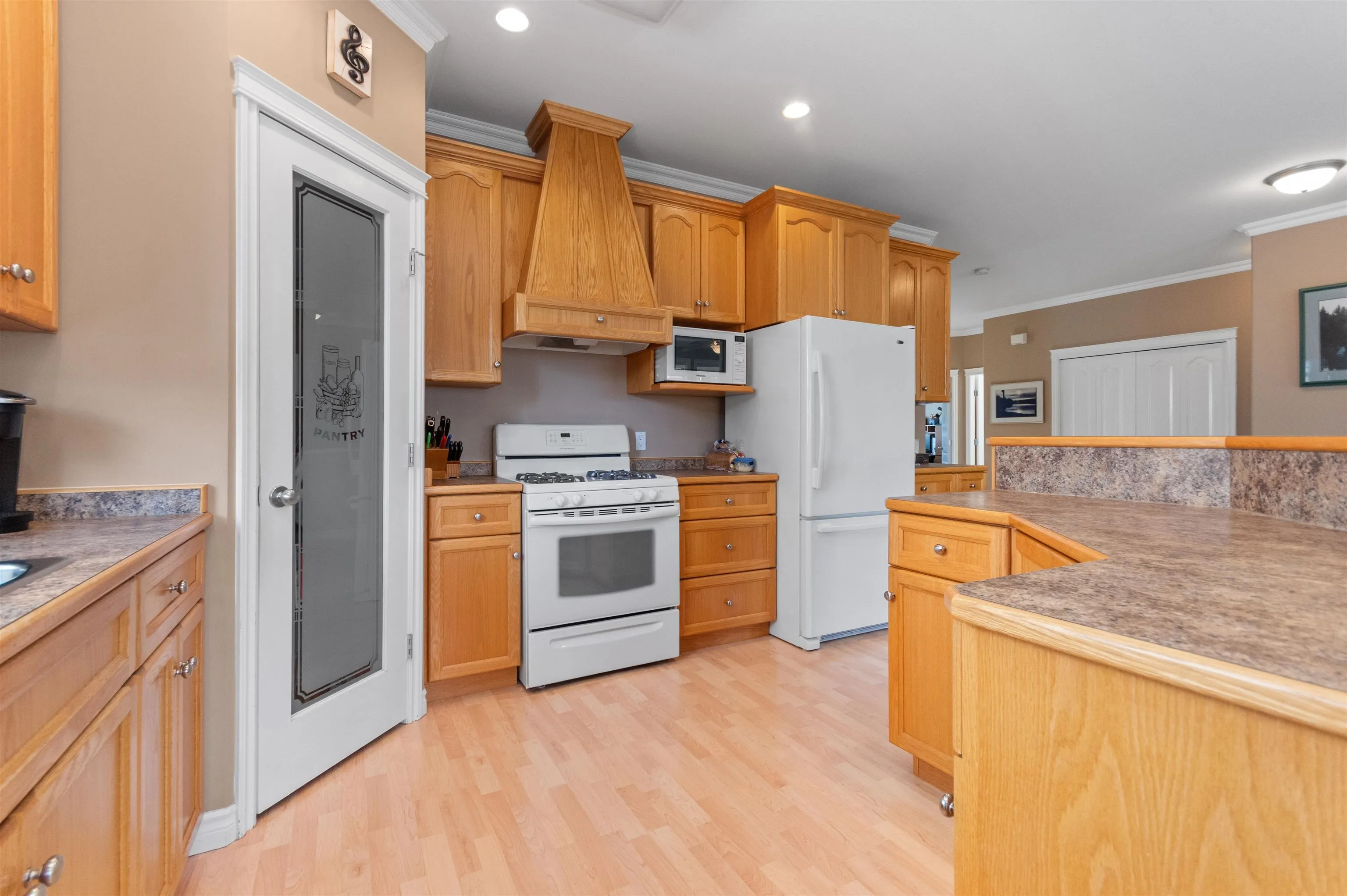 44683 Riverwood Crescent