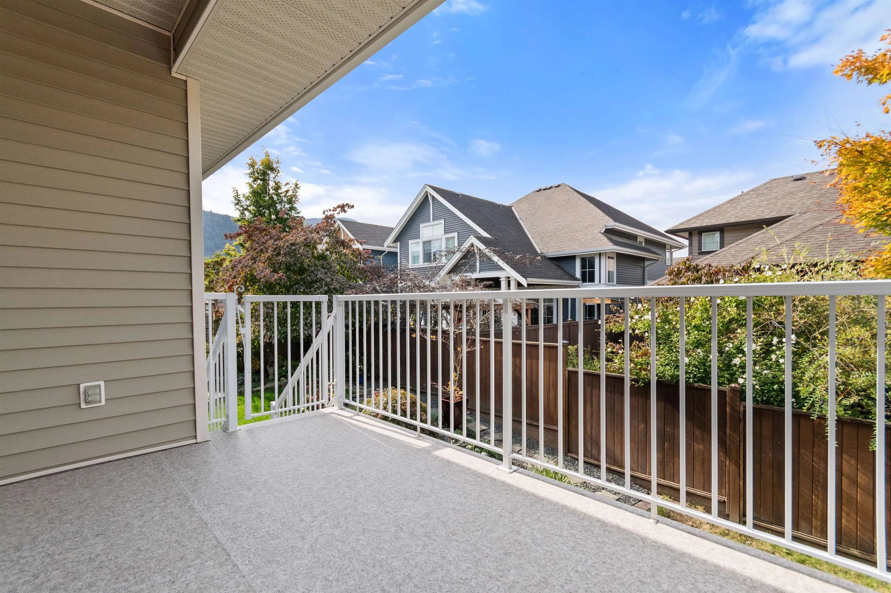 44683 Riverwood Crescent