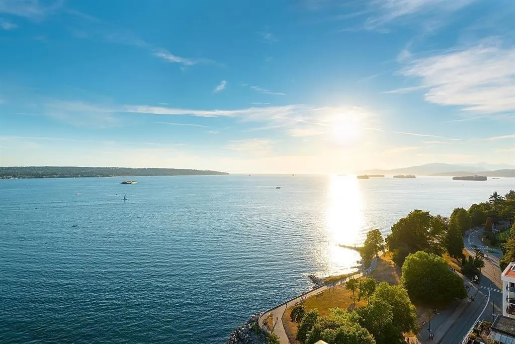 503 1995 Beach Avenue