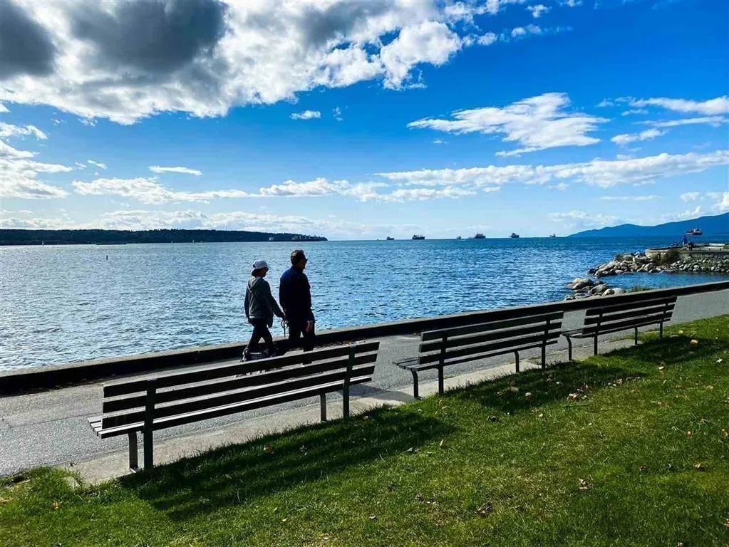 503 1995 Beach Avenue