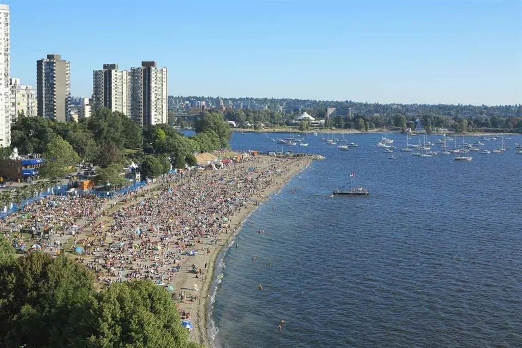 503 1995 Beach Avenue