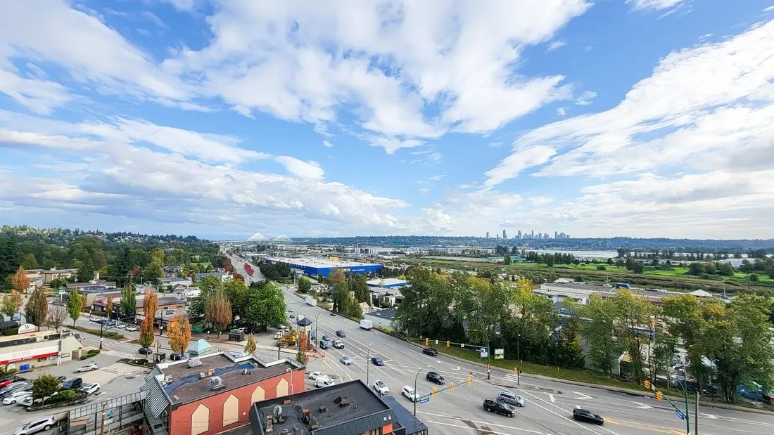 901 901 Lougheed Highway