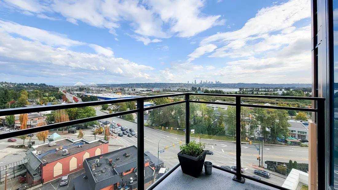 901 901 Lougheed Highway