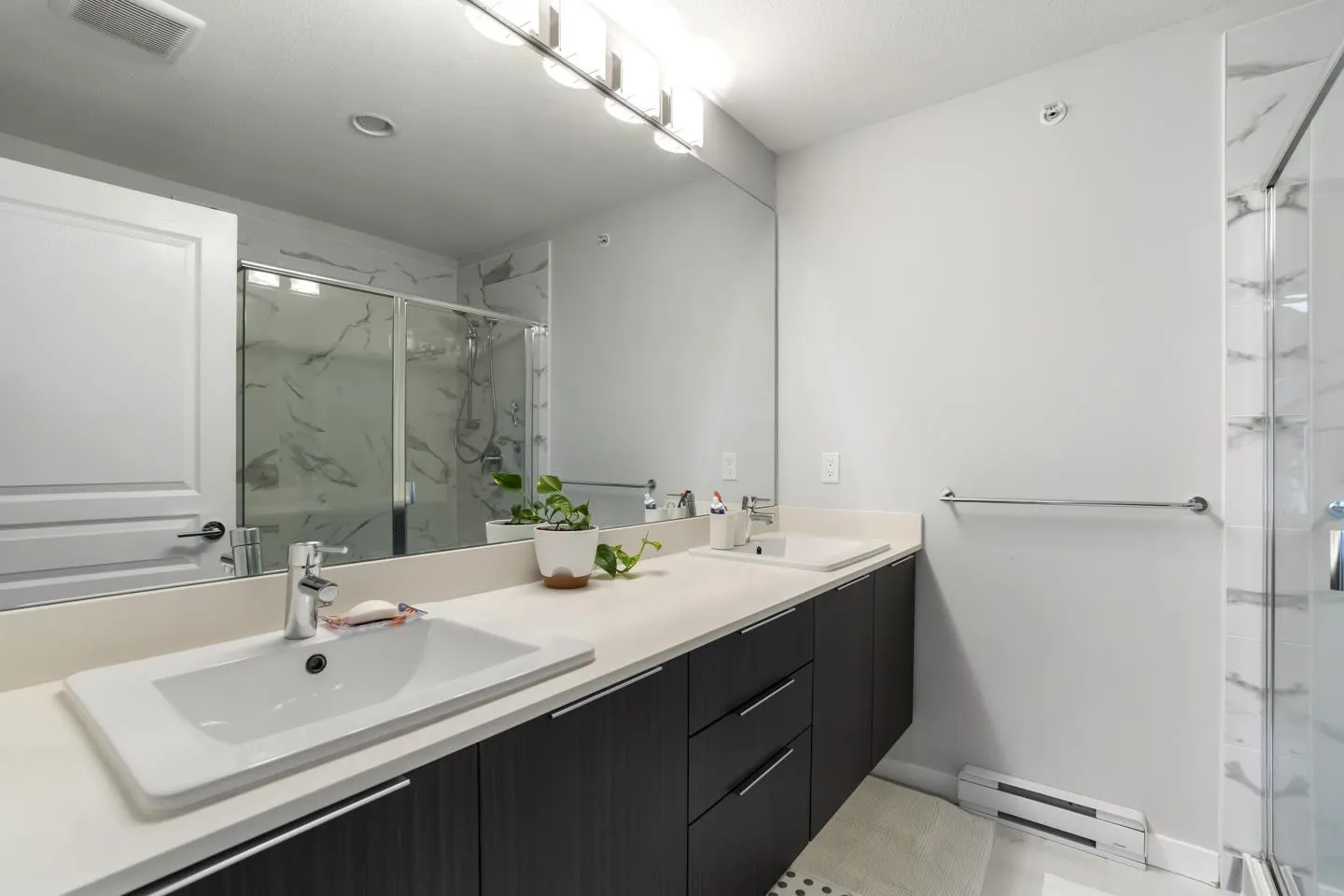 71 8050 204 Street