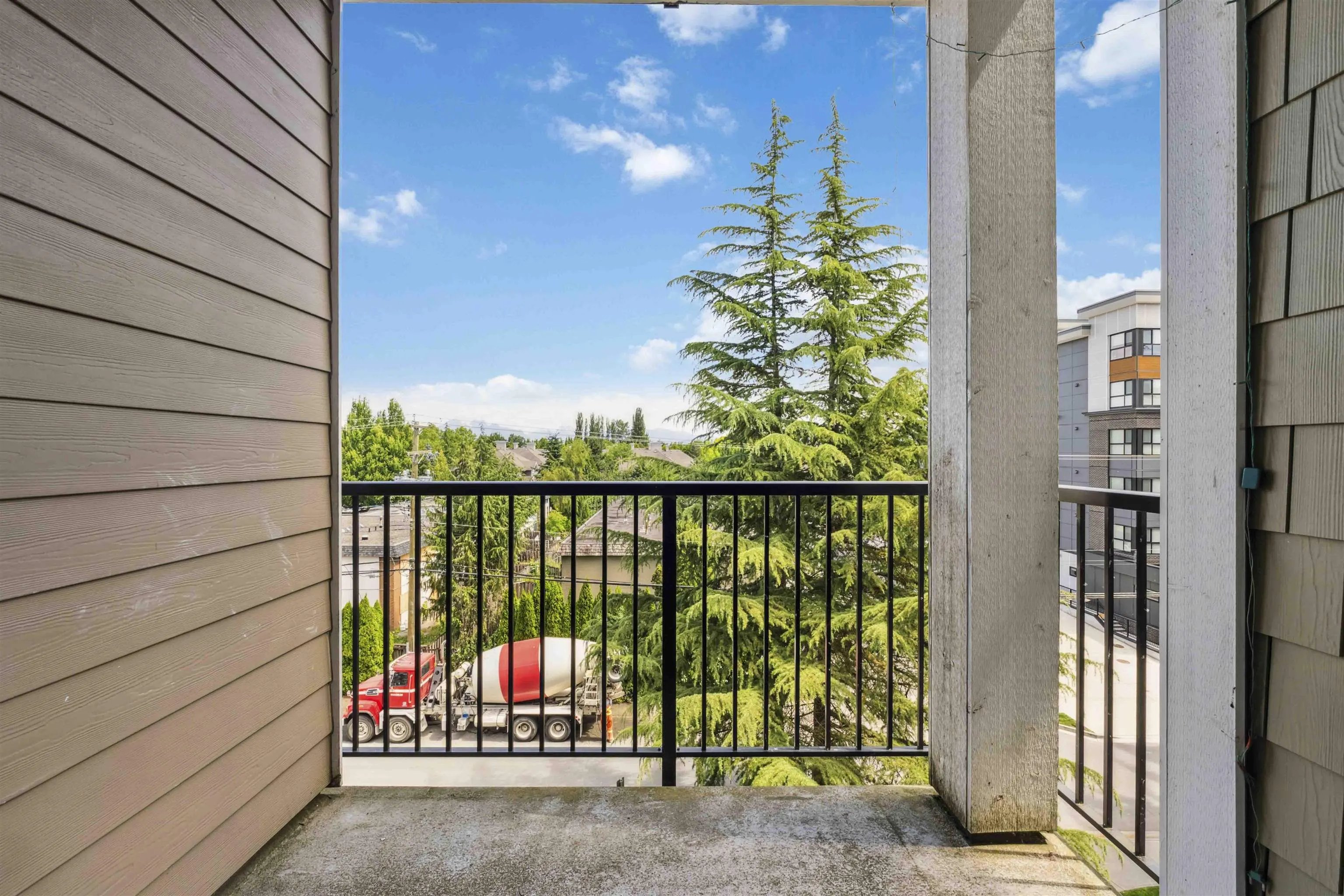 419 20686 Eastleigh Crescent