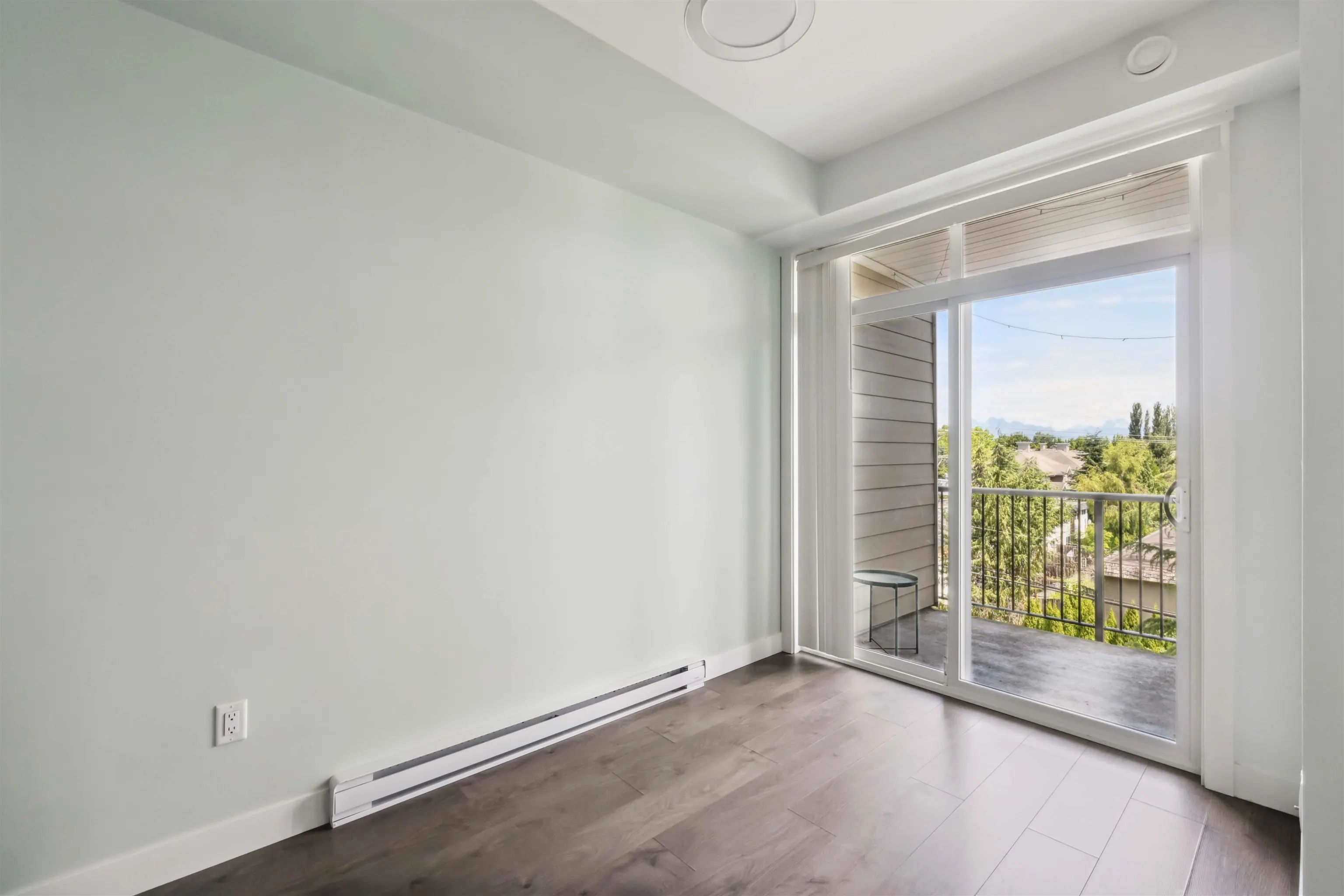 419 20686 Eastleigh Crescent