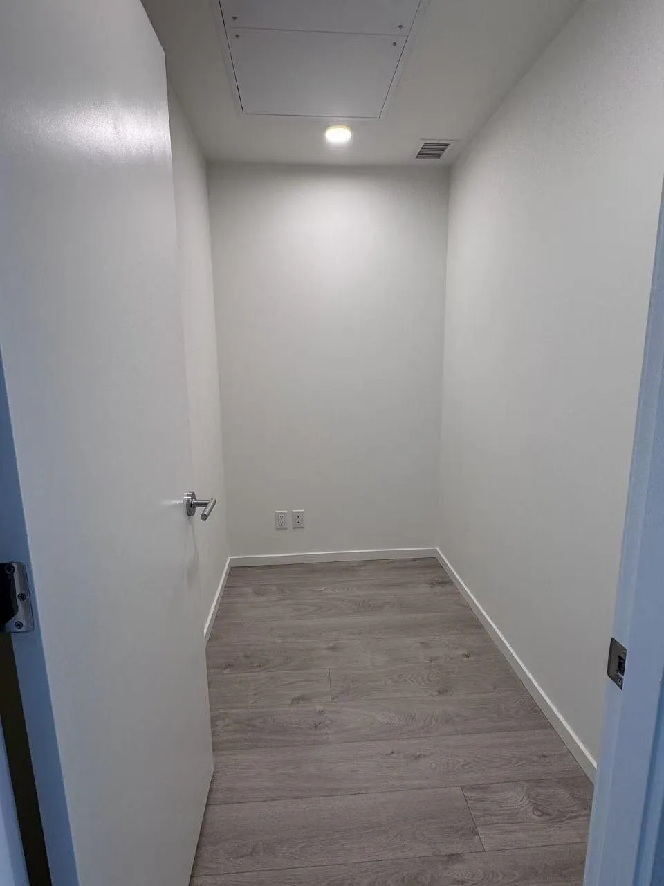 565 6600 Minoru Boulevard