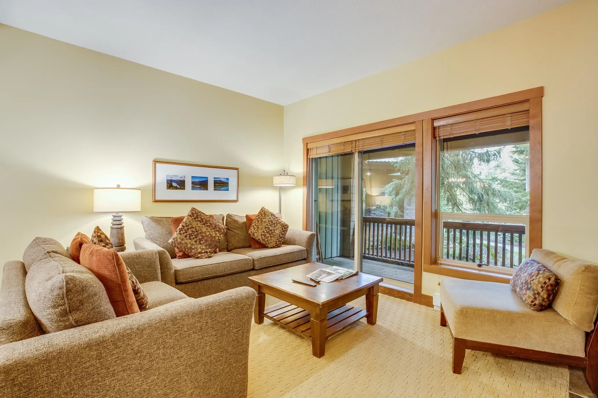 104G 4653 Blackcomb Way