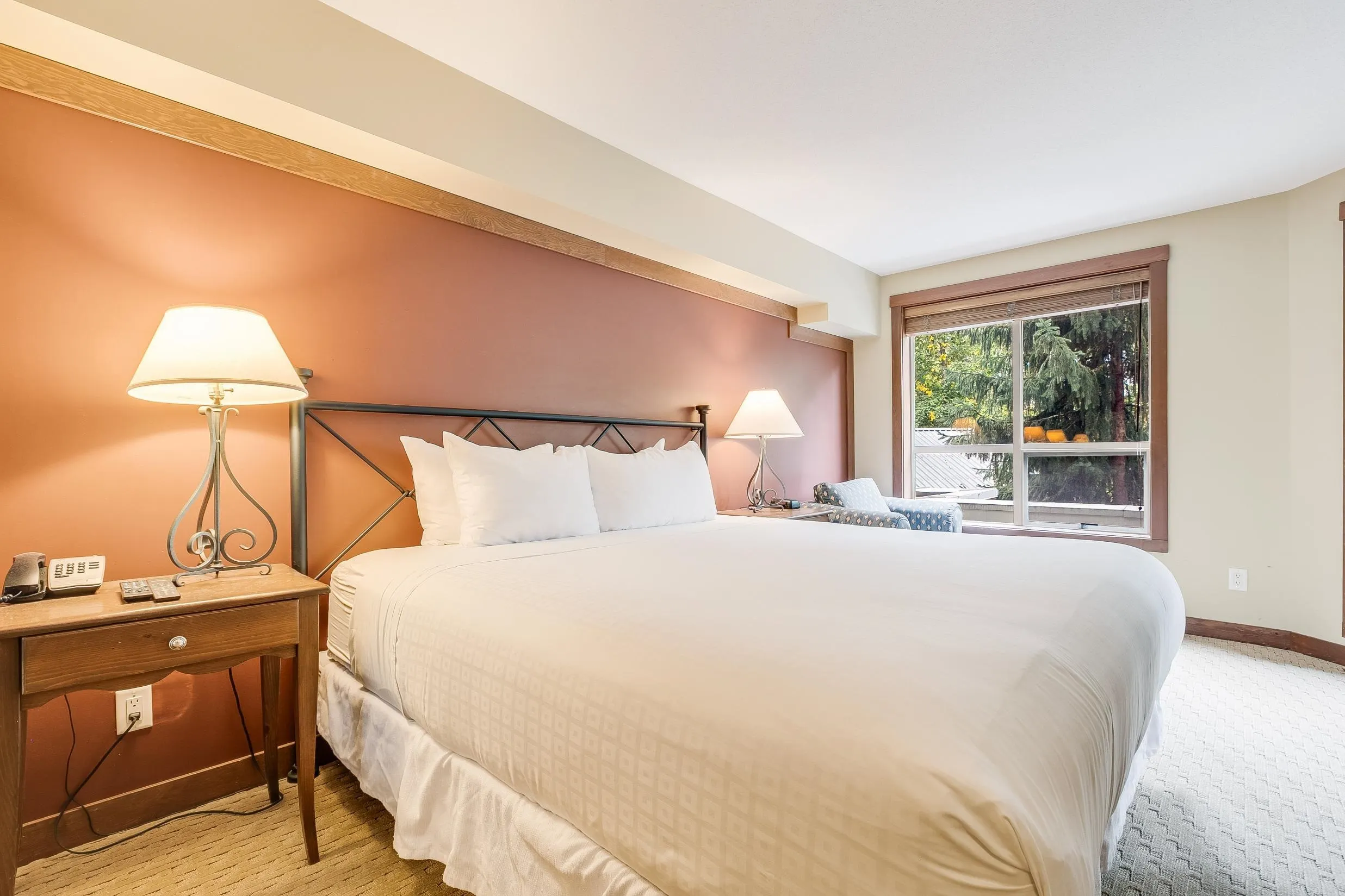 104G 4653 Blackcomb Way